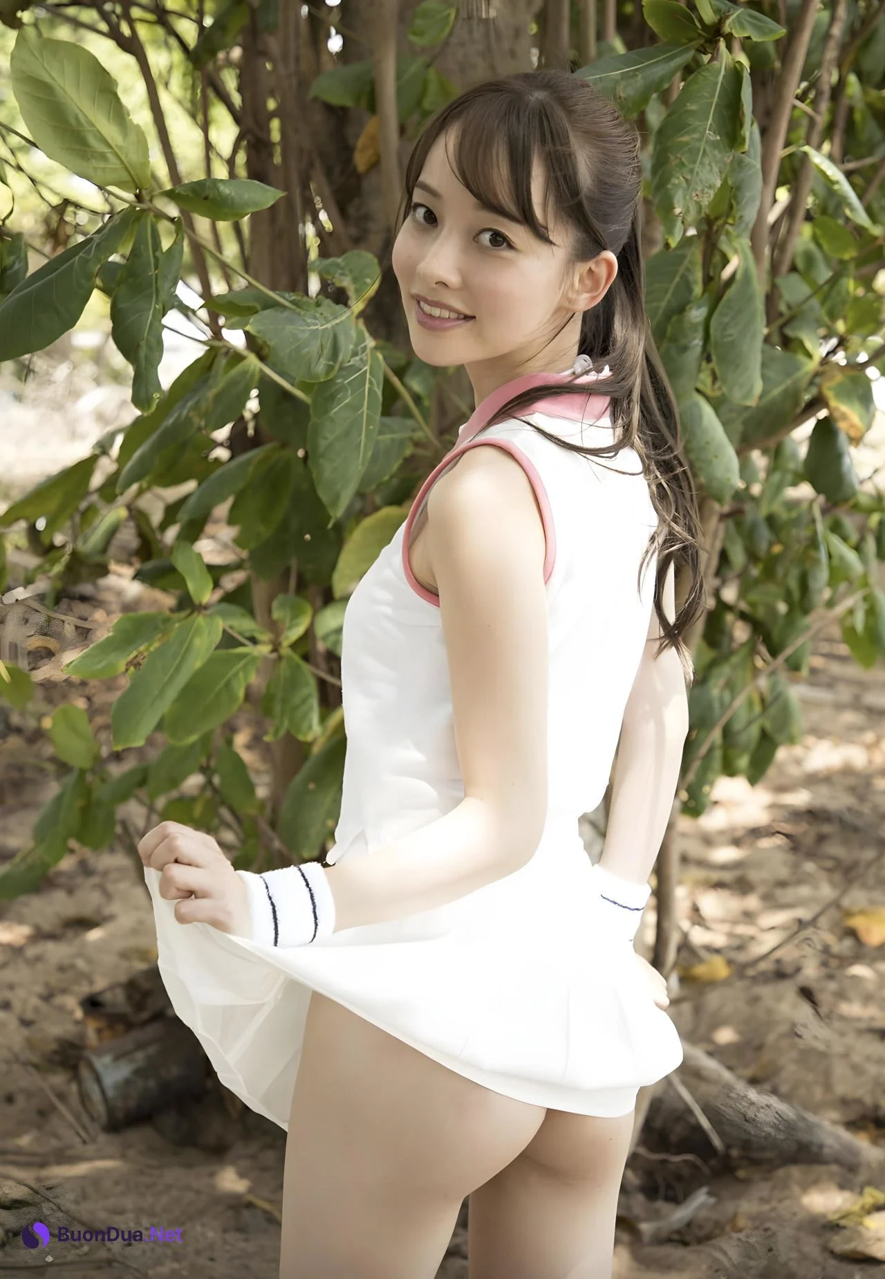 Minami Sakisaka 咲坂美波, 写真集 Priority 快楽のフライト (TO ROOM) Set.02 - Photo 7
