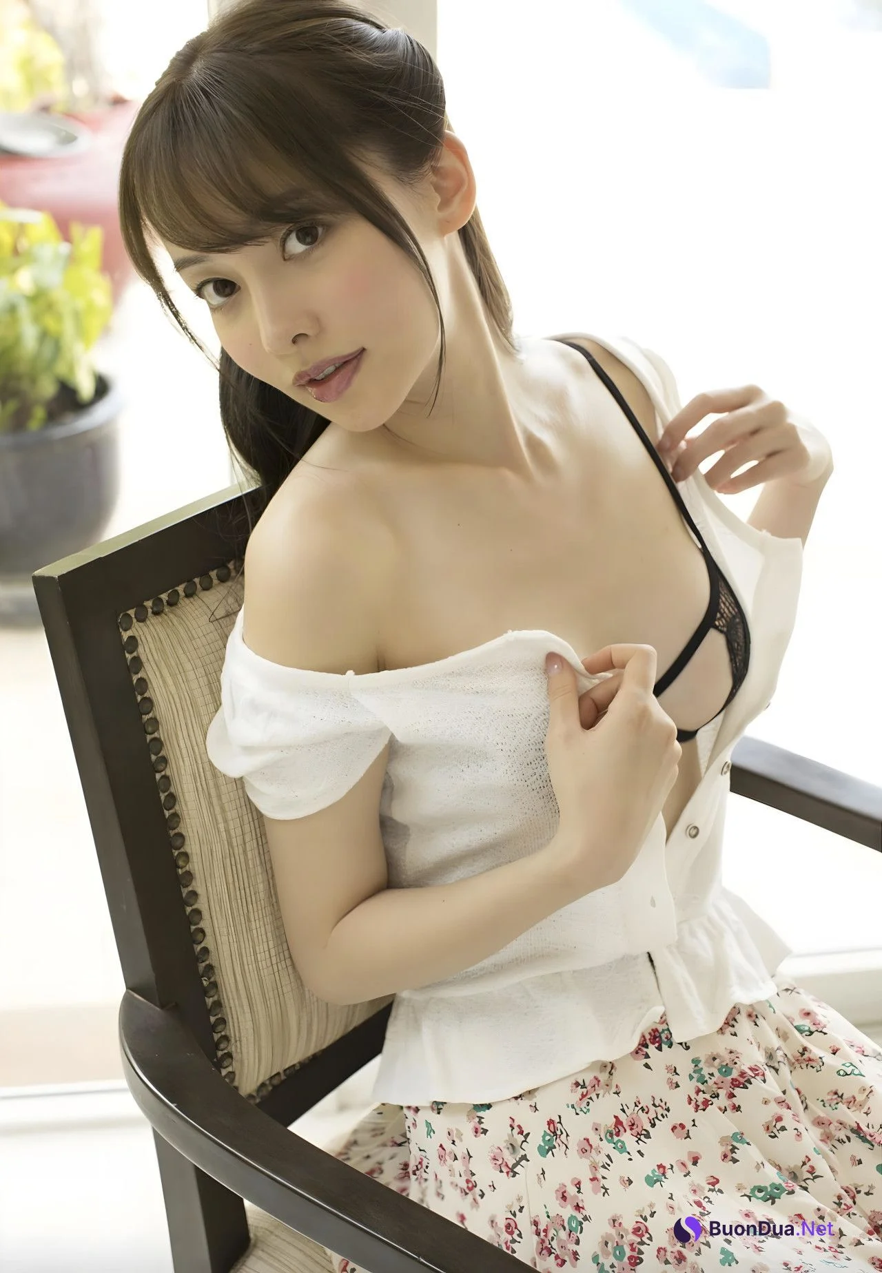 Minami Sakisaka 咲坂美波, 写真集 Priority 快楽のフライト (TO ROOM) Set.04 - Photo 14