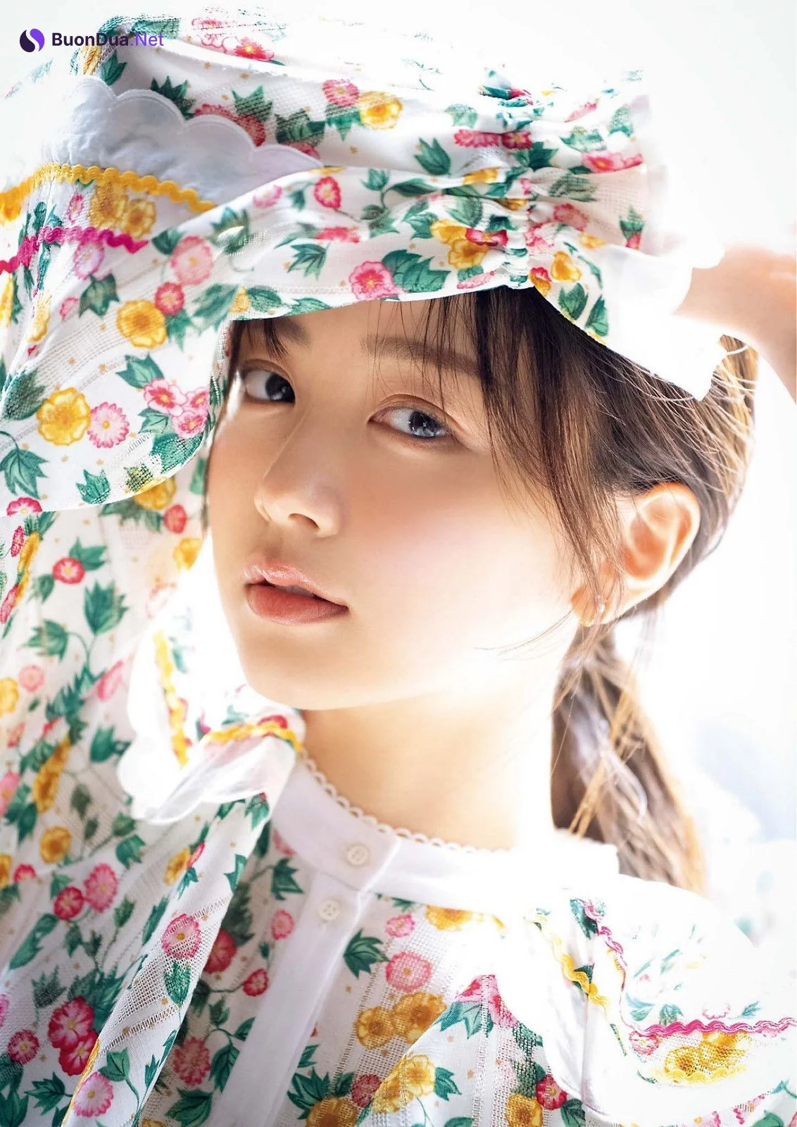 Minami Sakuma 佐久間みなみ, Big Comic Spirits 2023 No.16 (ビッグコミックスピリッツ 2023年16号) - Photo 11