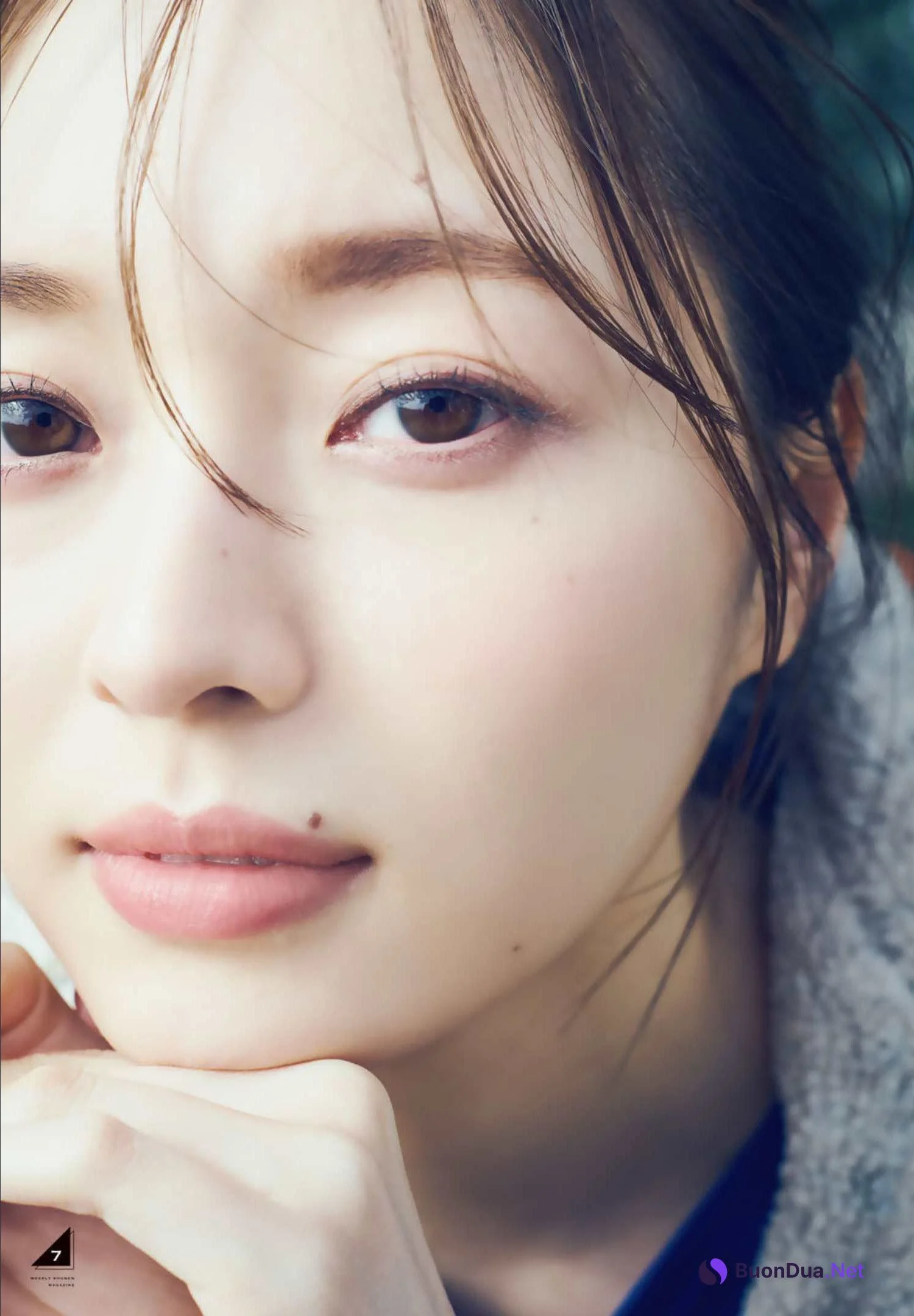 Minami Umezawa 梅澤美波, Shonen Magazine 2022 No.15 (週刊少年マガジン 2022年15号) - รูปภาพ 7