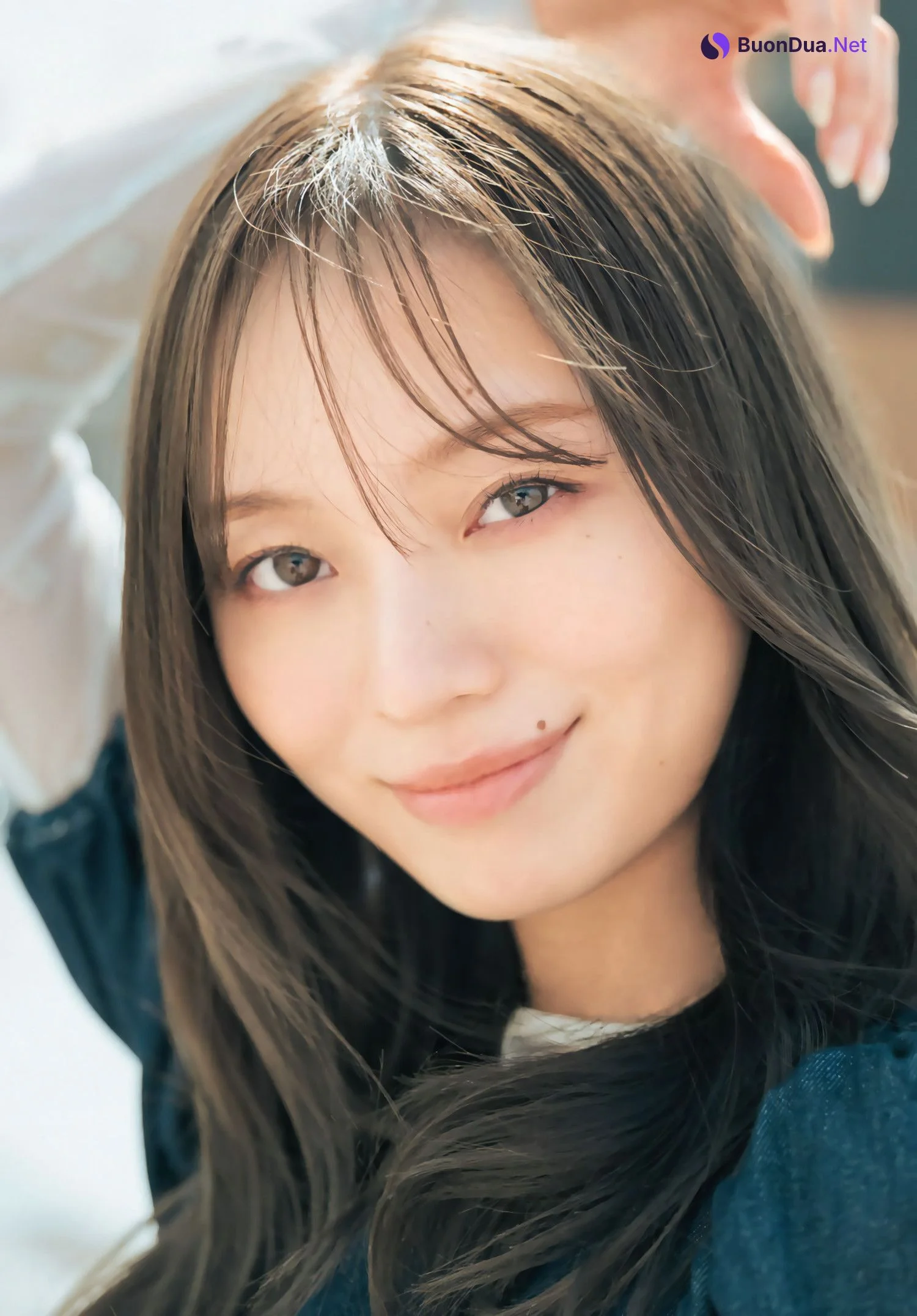 Minami Umezawa 梅澤美波, Shonen Magazine 2024 No.24 (週刊少年マガジン 2024年24号) - Photo 9