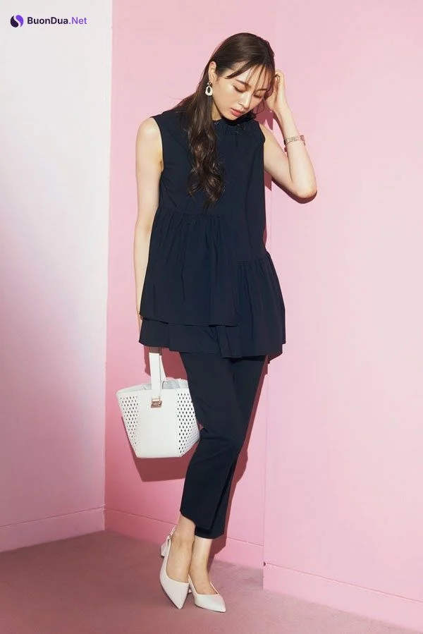 Minami Umezawa 梅澤美波, With Magazine 2021.08 - Photo 6
