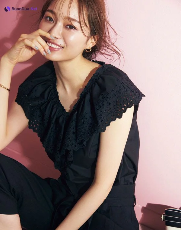 Minami Umezawa 梅澤美波, With Magazine 2021.08 - Photo 8