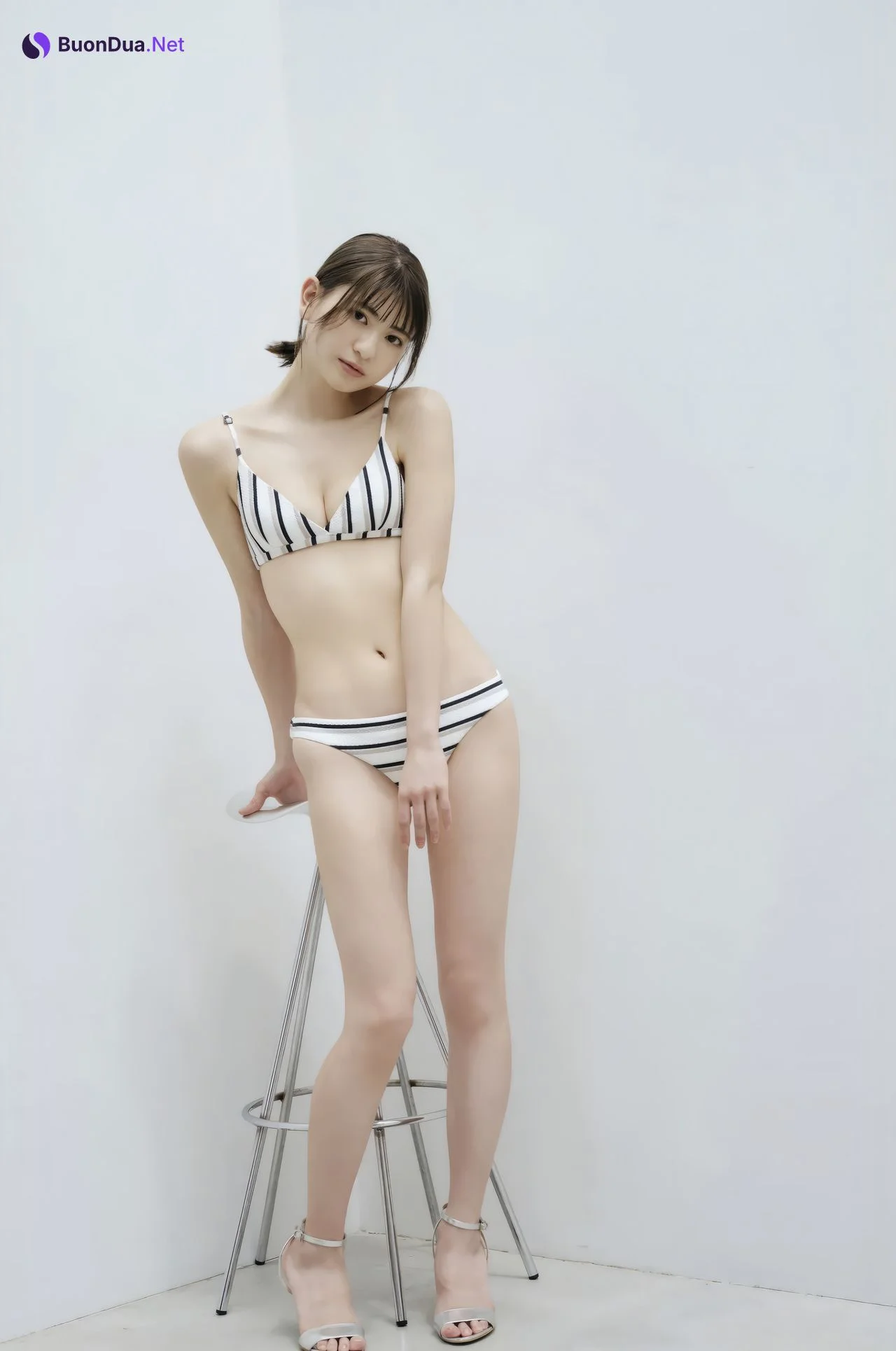 Minami Yamada 山田南実, FRIDAYデジタル写真集 [もう大人だから] Set.02 - Photo 3