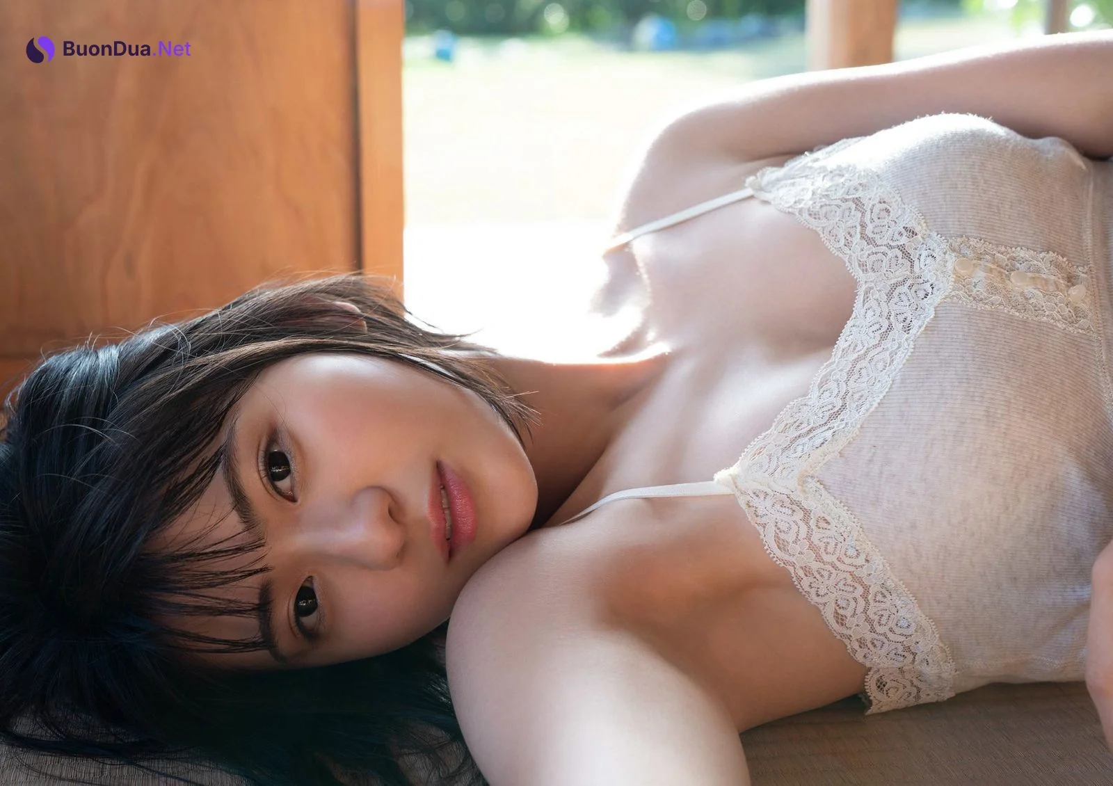 Minami Yamada 山田南実, デジタル限定 YJ Photo Book 「キミを見つけた日」 Set.01 - Photo 13