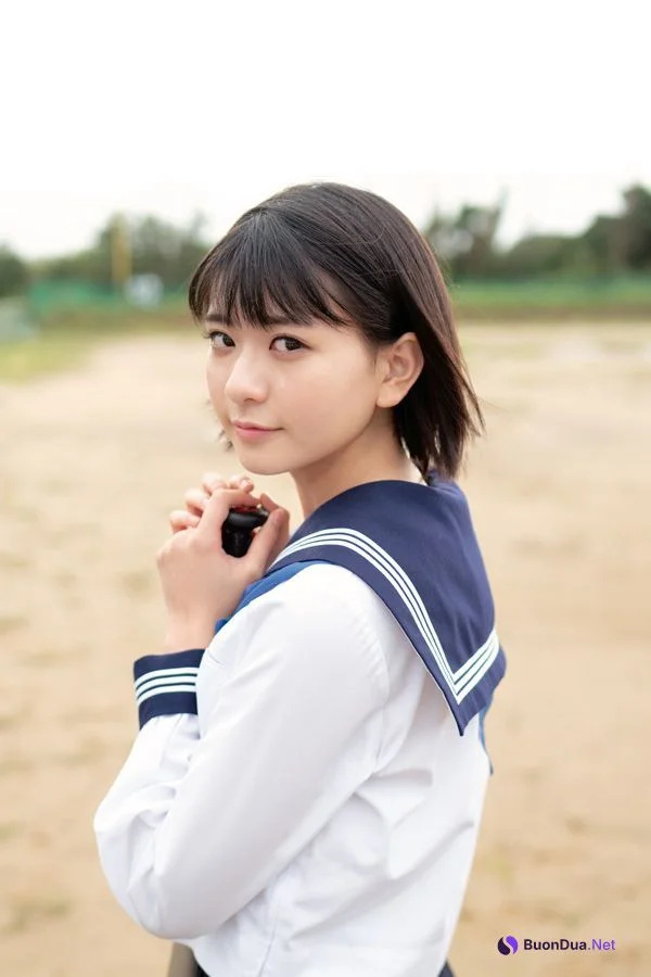 Minami Yamada 山田南実, Young Gangan 2019 No.22 (ヤングガンガン 2019年22号) - Photo 12