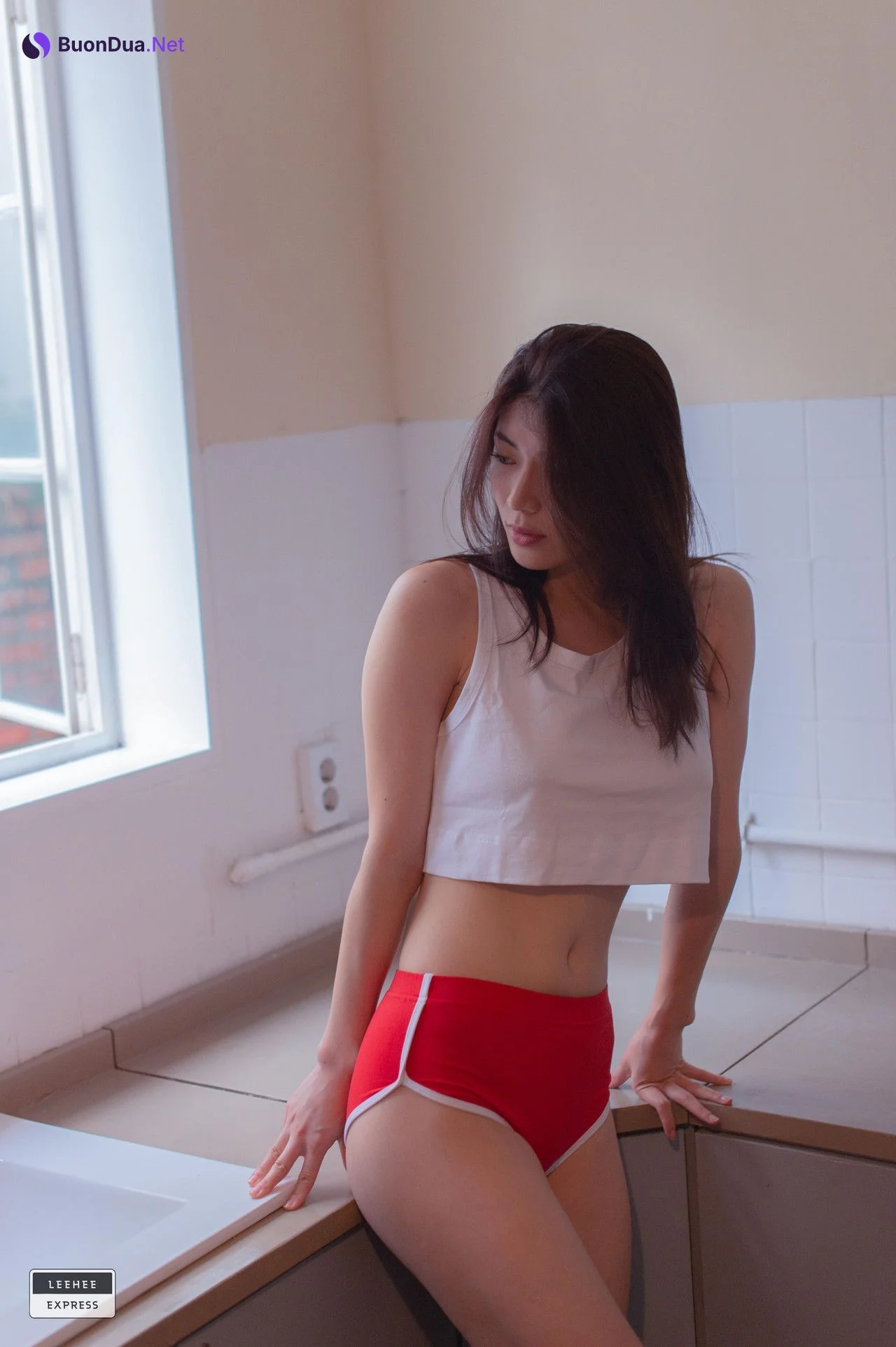 Min.E 민이, [LEEHEE EXPRESS] LEHF-032 - Photo 10
