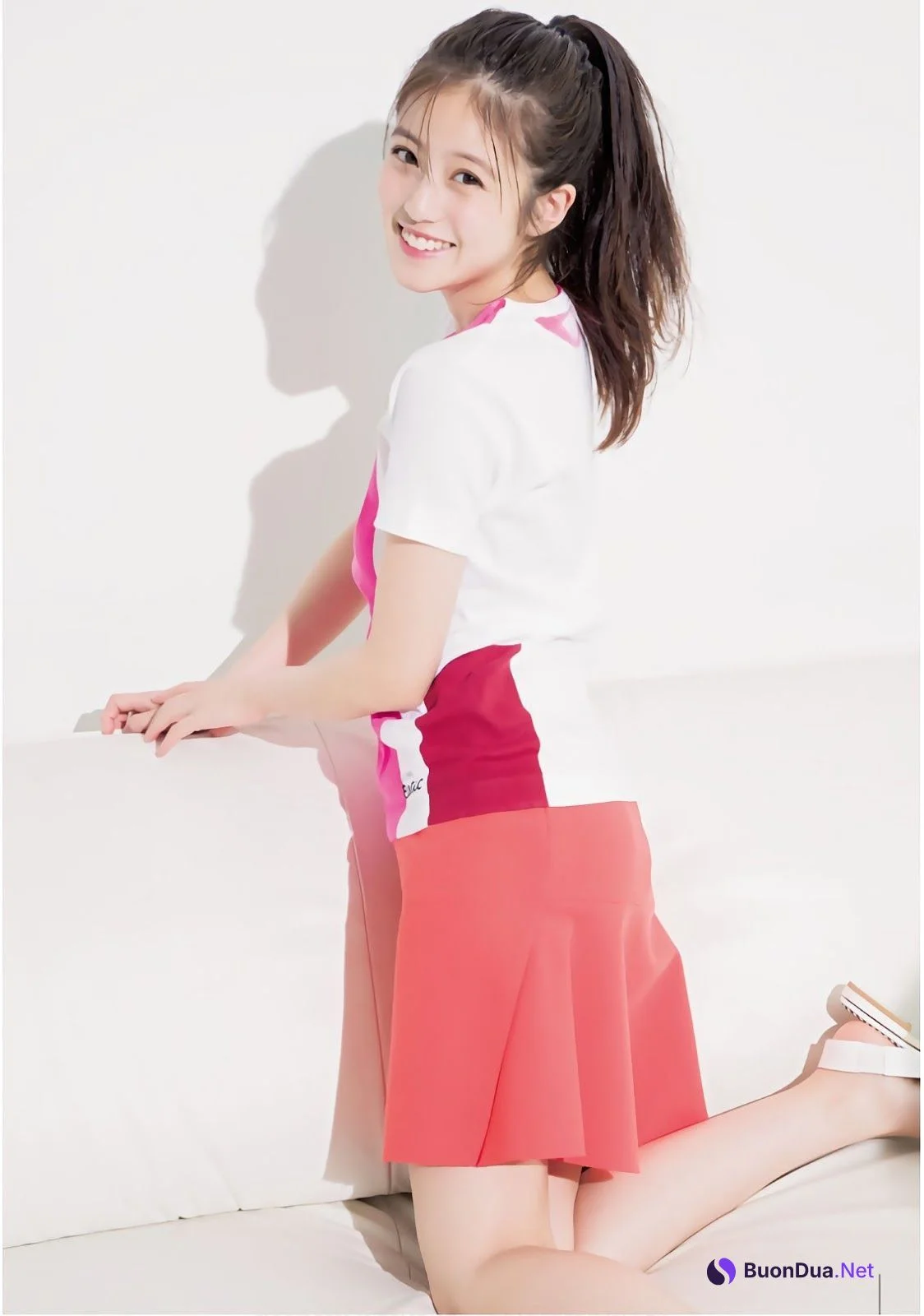 Mio Imada 今田美桜, Shonen Magazine 2019 No.25 (少年マガジン 2019年25号) - Photo 8