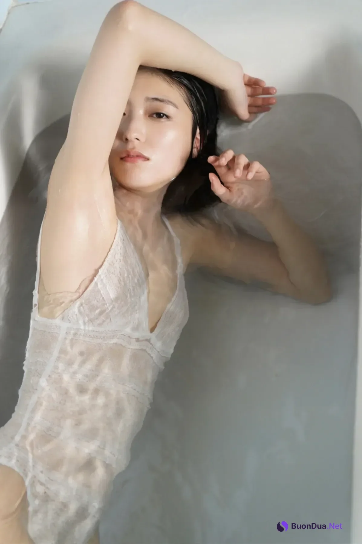 Mio Kudo 工藤美桜, FLASHデジタル写真集 「初夏の艶」 Set.04 - Photo 15