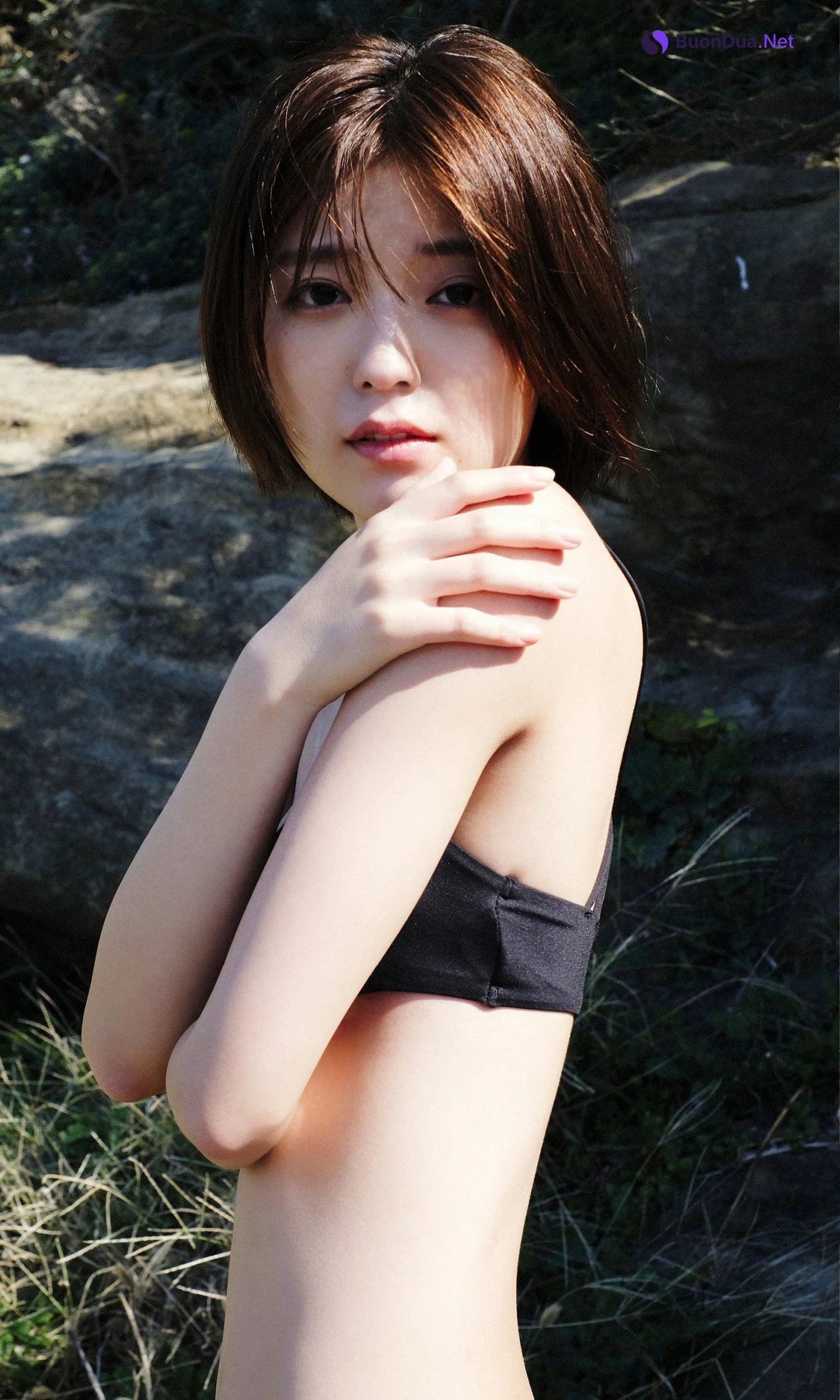 Mio Kudo 工藤美桜, 週プレ Photo Book 「光のなかで立っていてね。」 Set.02 - Photo 20