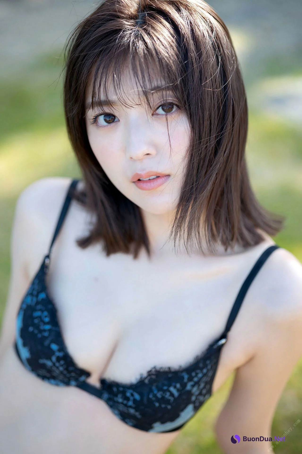 Mio Kudo 工藤美桜, ＦＲＩＤＡＹデジタル写真集 「輝きながら……」 Set.02 - 사진 8