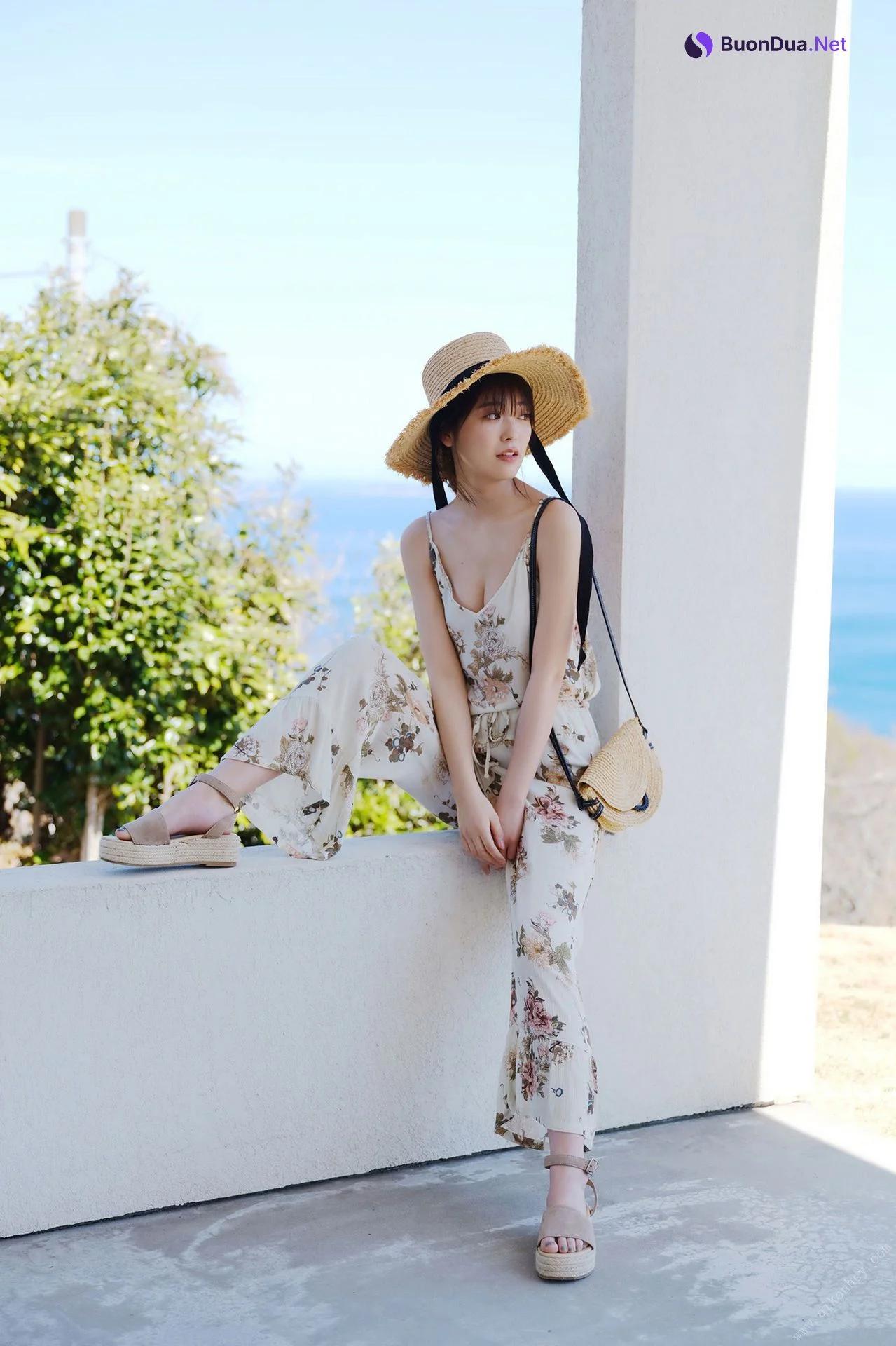 Mio Kudo 工藤美桜, ＦＲＩＤＡＹデジタル写真集 「輝きながら……」 Set.04 - 照片 3
