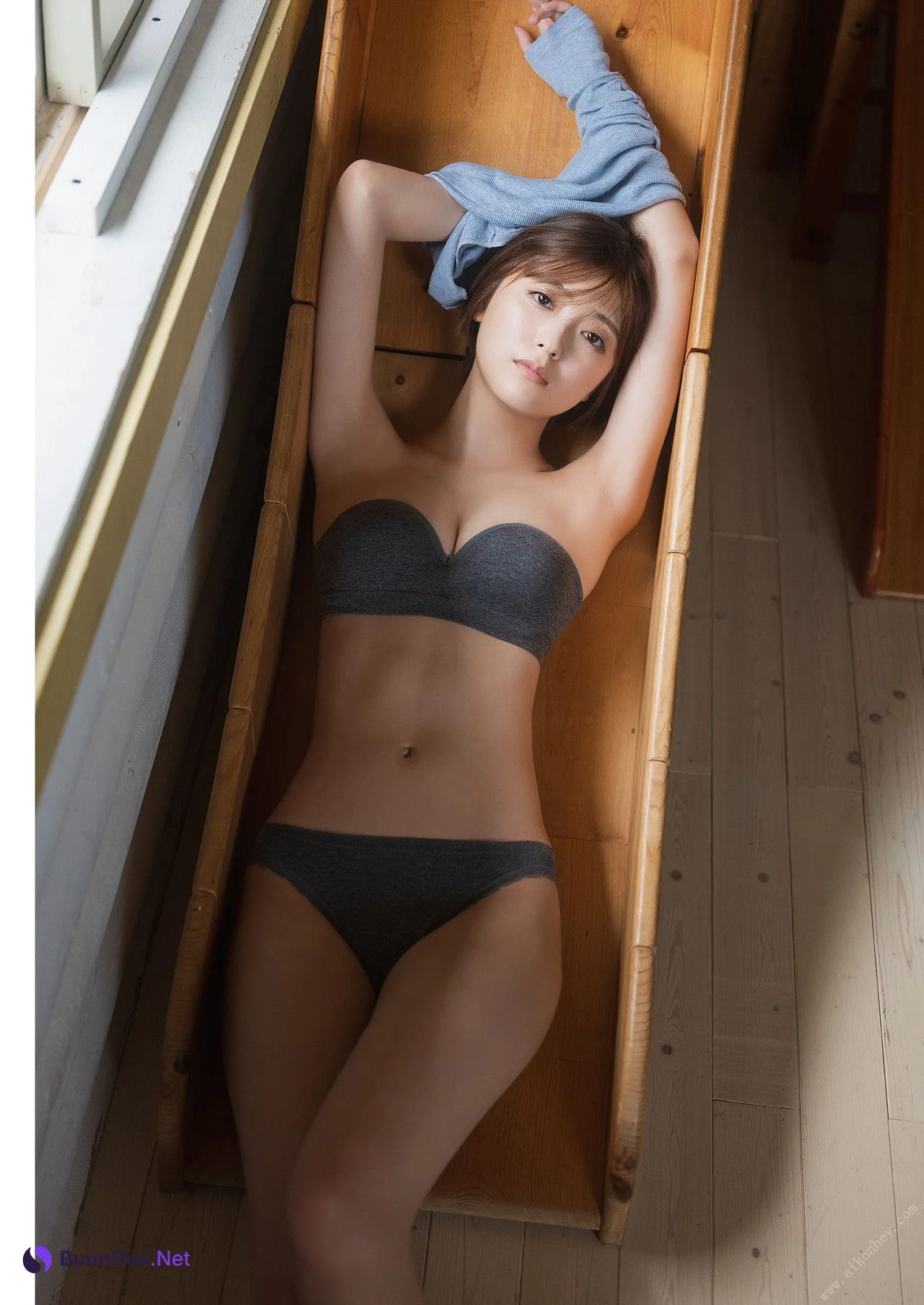 Mio Kudo 工藤美桜, デジタル限定 YJ Photo Book 「後ろ髪は引かれない」 Set.02 - Photo 19