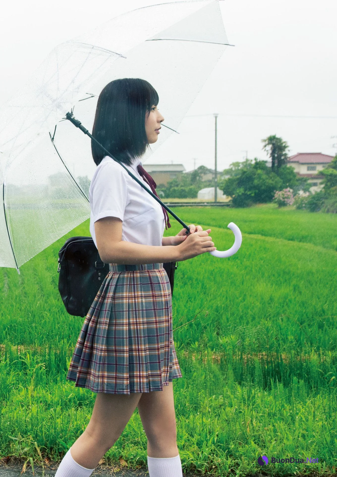 Mio Minato 水湊みお, Rui Takanashi 小鳥遊るい, ENTAME増刊 2021.10 魁!! ゼロイチ学園ビジュアルブック - Photo 2