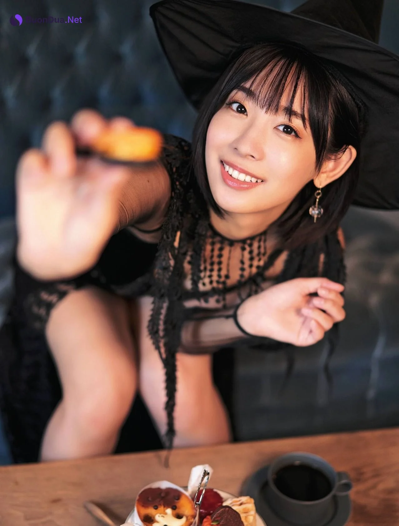 Mio Minato 水湊みお, Weekly SPA! 2020.11.03 (週刊SPA! 2020年11月03日号) - Photo 2