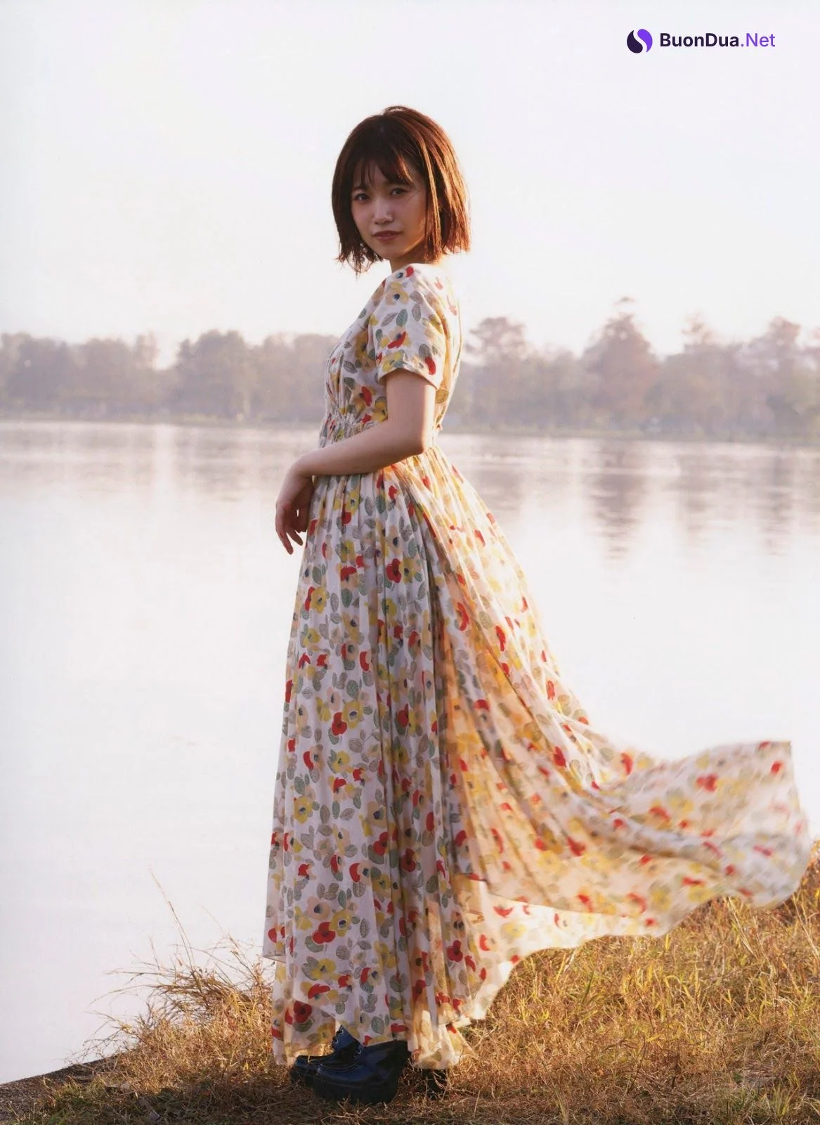 Mio Tomonaga 朝長美桜, 20±SWEET B.L.T MOOK 2019.01.10 ［トゥエンティ・スウィート］ - Photo 3