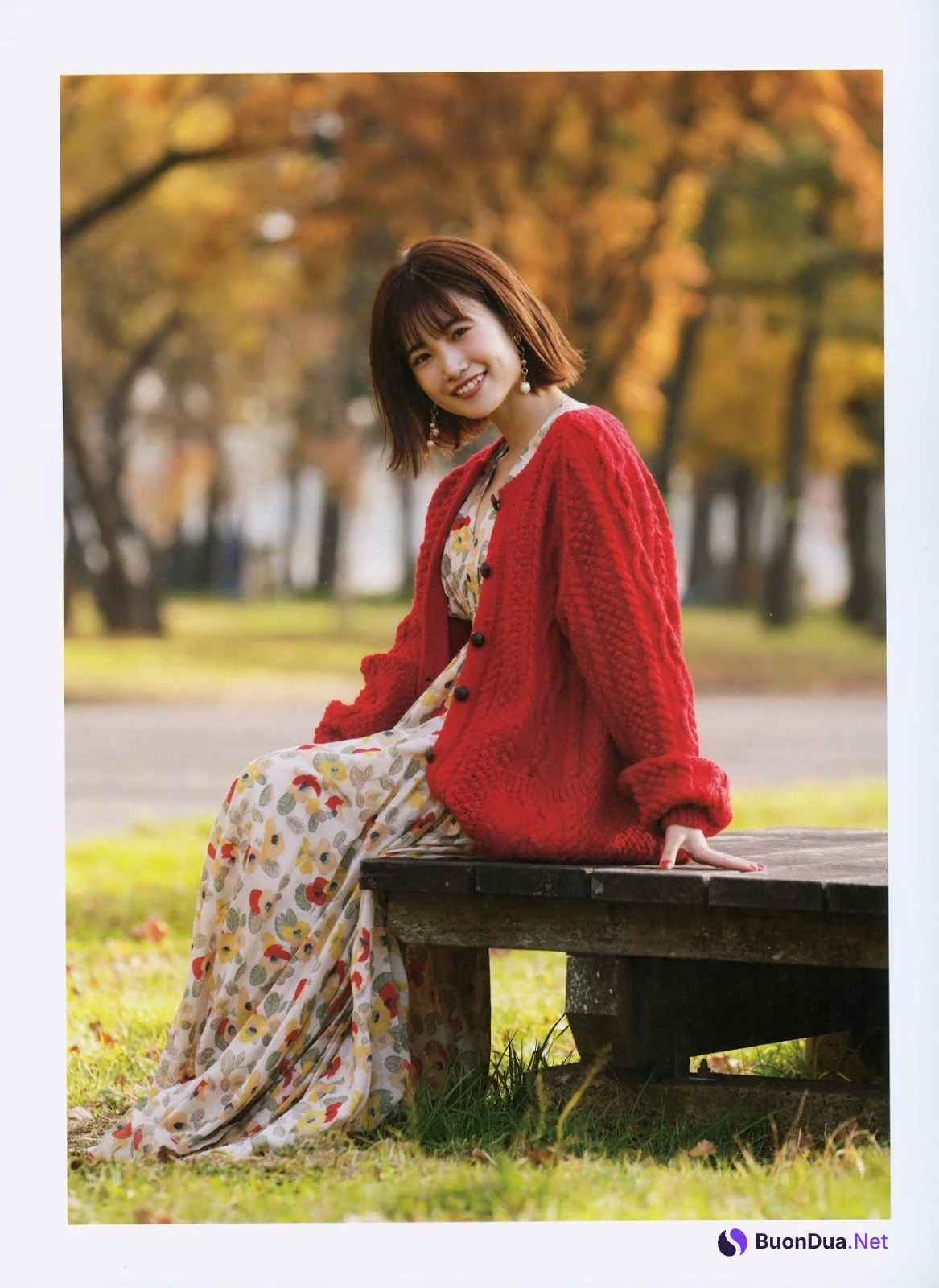 Mio Tomonaga 朝長美桜, 20±SWEET B.L.T MOOK 2019.01.10 ［トゥエンティ・スウィート］ - Photo 8