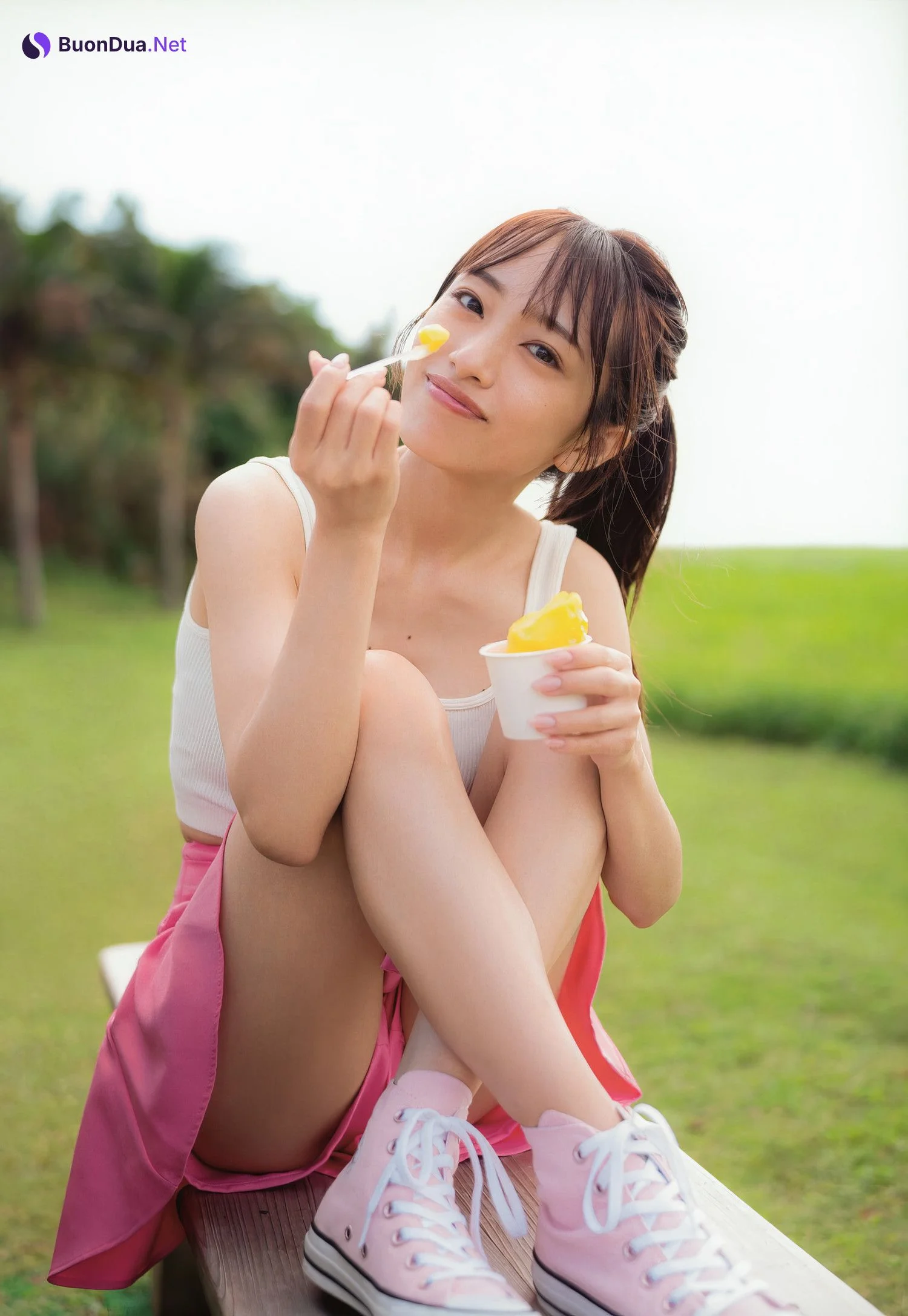 Mion Mukaichi 向井地美音, ファースト写真集 『 胸騒ぎの正体 』 Set.02 - Photo 2