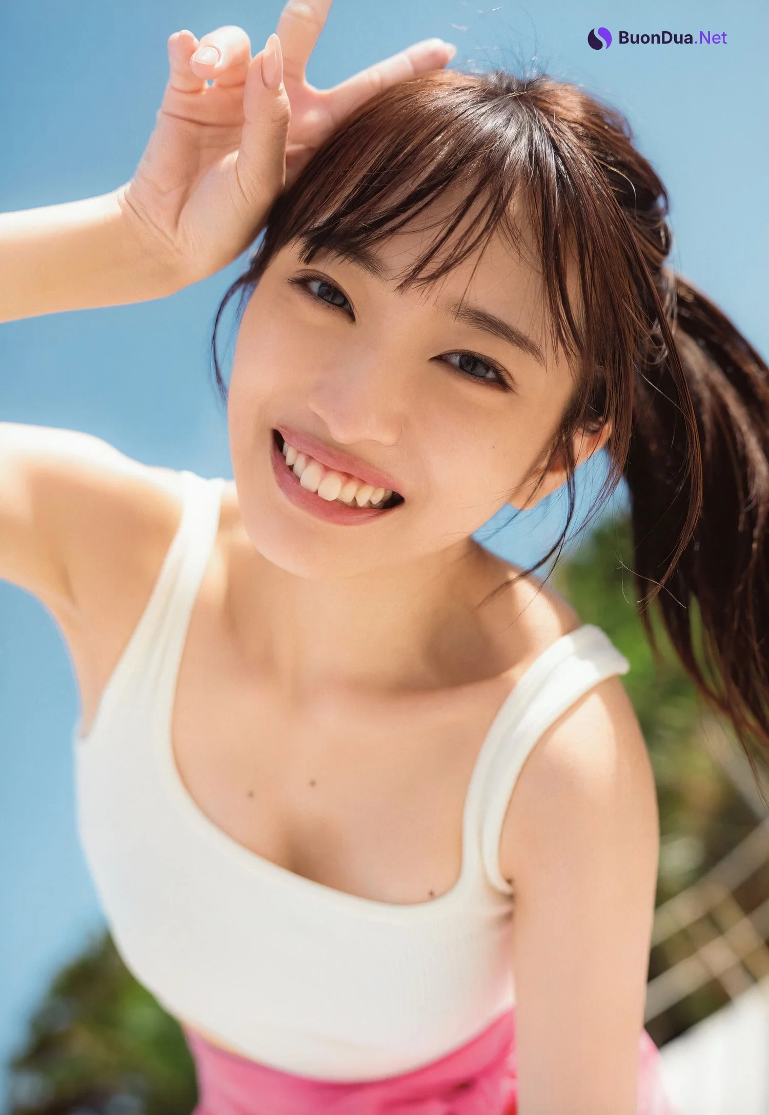 Mion Mukaichi 向井地美音, ファースト写真集 『 胸騒ぎの正体 』 Set.02 - Photo 5
