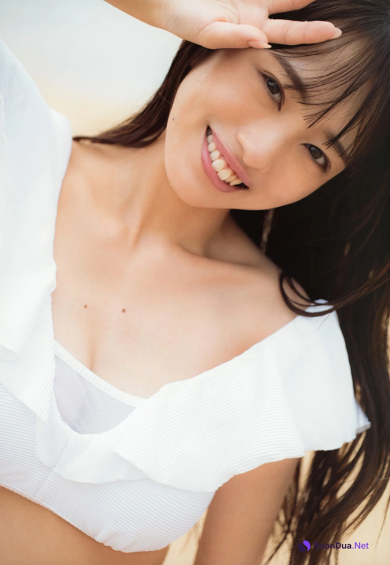 Mion Mukaichi 向井地美音, ファースト写真集 『 胸騒ぎの正体 』 Set.02 - Photo 8
