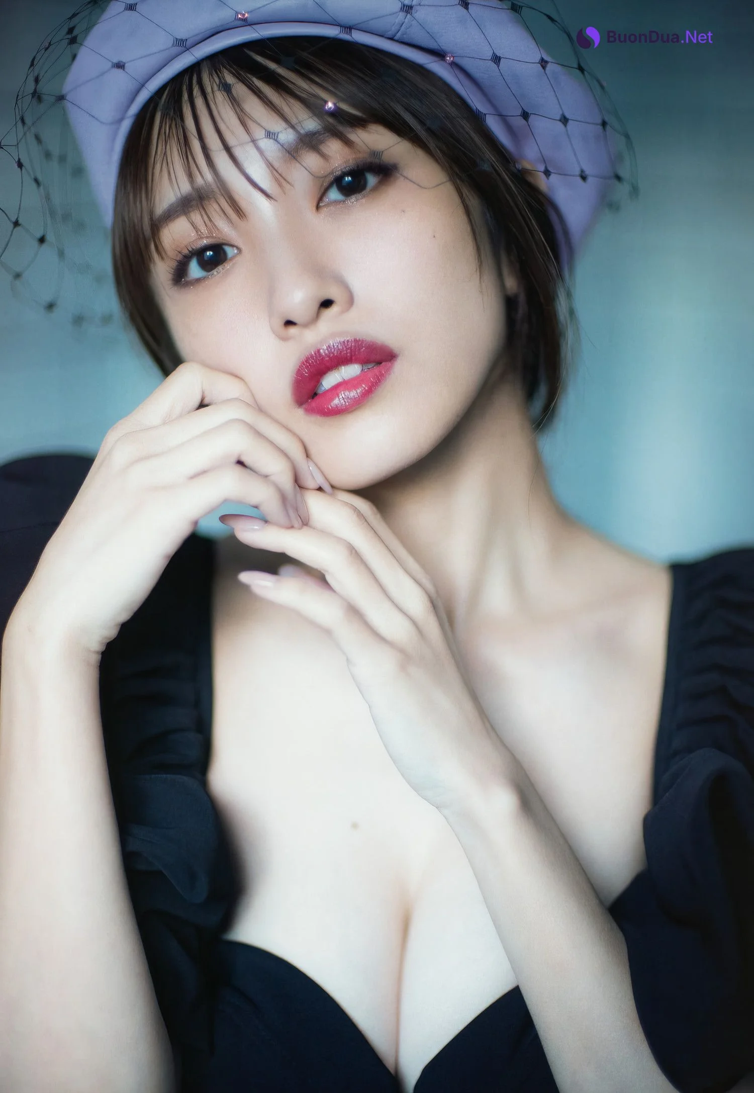 Mion Mukaichi 向井地美音, ファースト写真集 『 胸騒ぎの正体 』 Set.03 - Photo 2