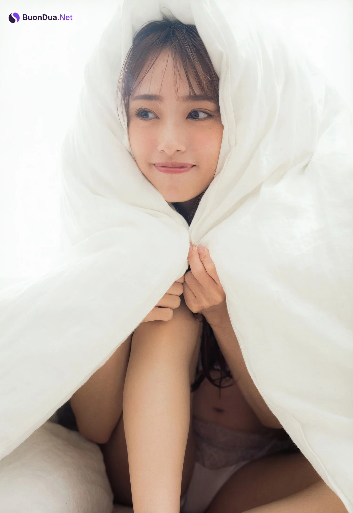 Mion Mukaichi 向井地美音, ファースト写真集 『 胸騒ぎの正体 』 Set.03 - Photo 5