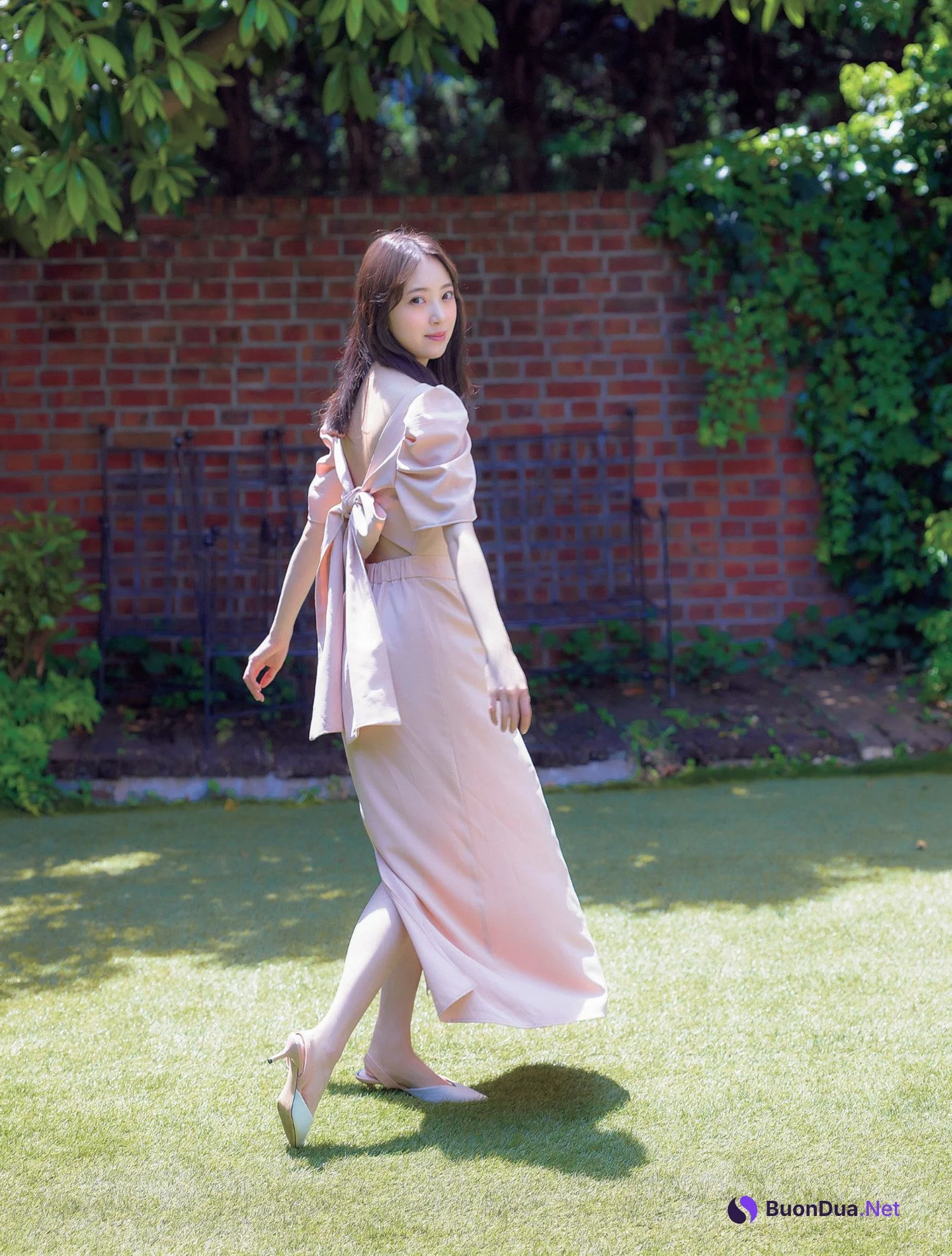 Miona Hori 堀未央奈, FLASH 2022.06.28 (フラッシュ 2022年6月28日号) - Photo 4