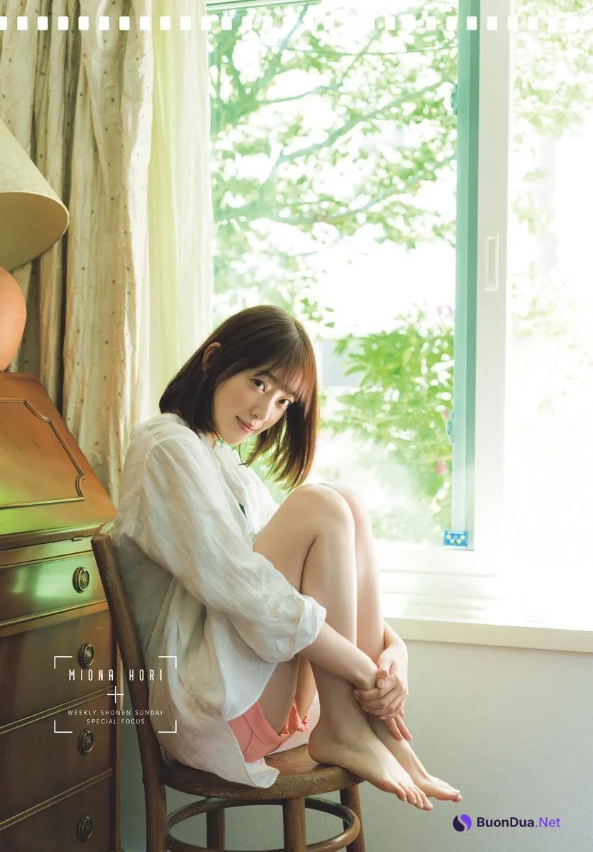Miona Hori 堀未央奈, Shonen Sunday 2019 No.26 (少年サンデー 2019年26号) - รูปภาพ 6
