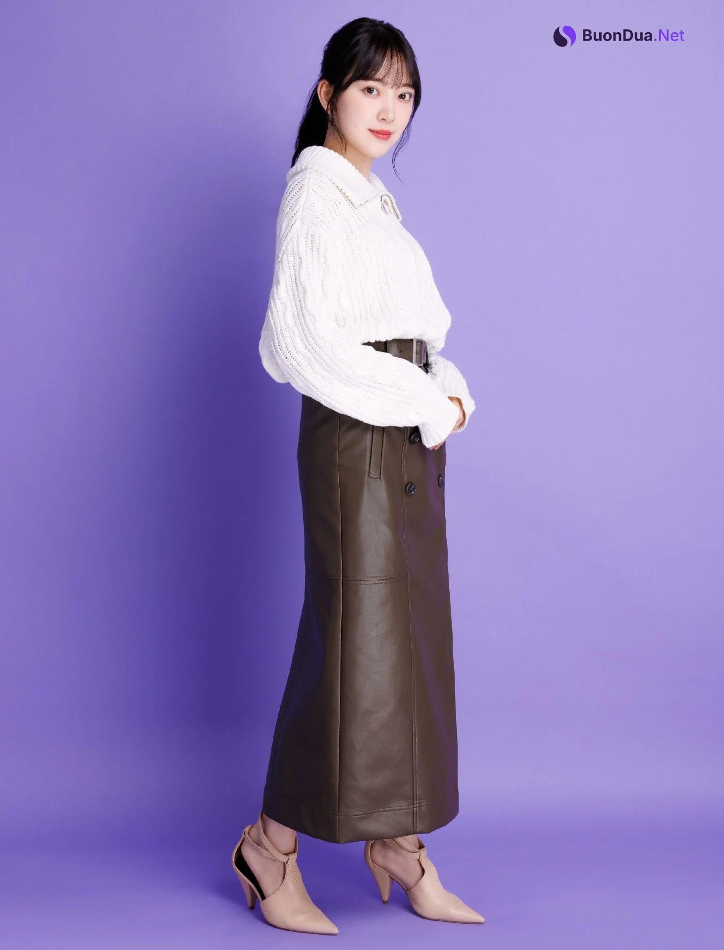 Miona Hori 堀未央奈, Weekly ASCII 2022.11.08 (週刊アスキー 2022年11月8日号) - Photo 4