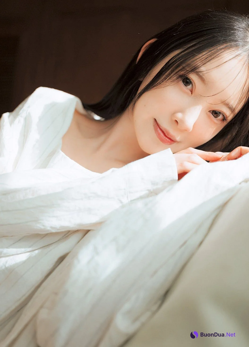 Miona Hori 堀未央奈, Young Jump 2025 No.16 (ヤングジャンプ 2025年16号) - Photo 3