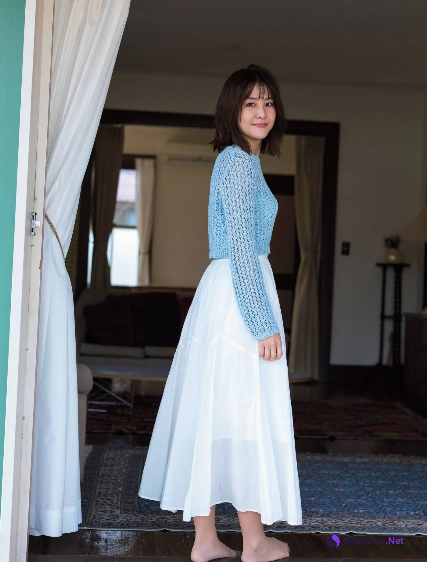 Miou Hayashi 林美桜, FLASH 2021.05.11-18 (フラッシュ 2021年5月11-18日号) - Photo 3