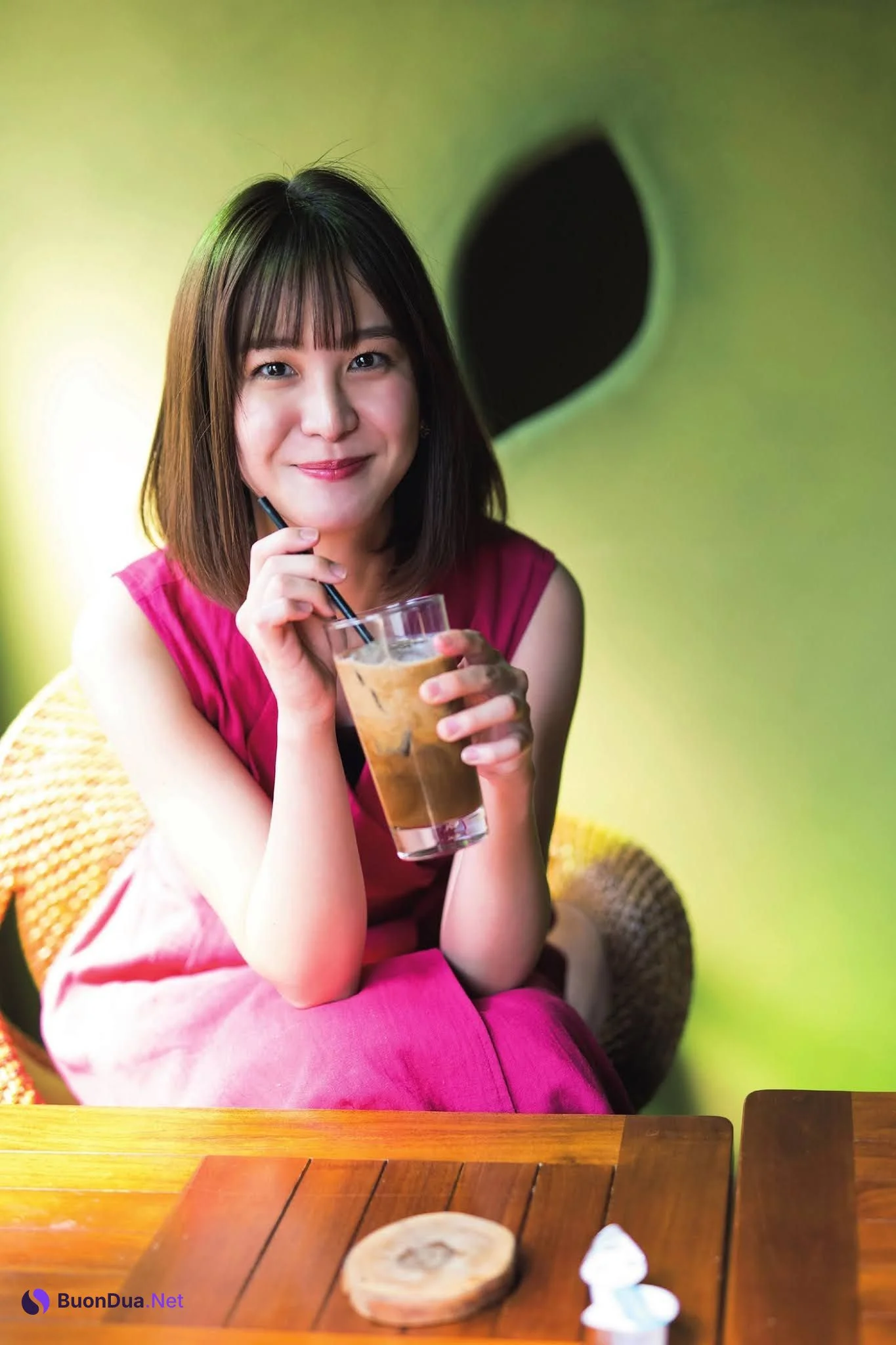 Miou Hayashi 林美桜, FLASH 2021.05.11-18 (フラッシュ 2021年5月11-18日号) - Photo 7