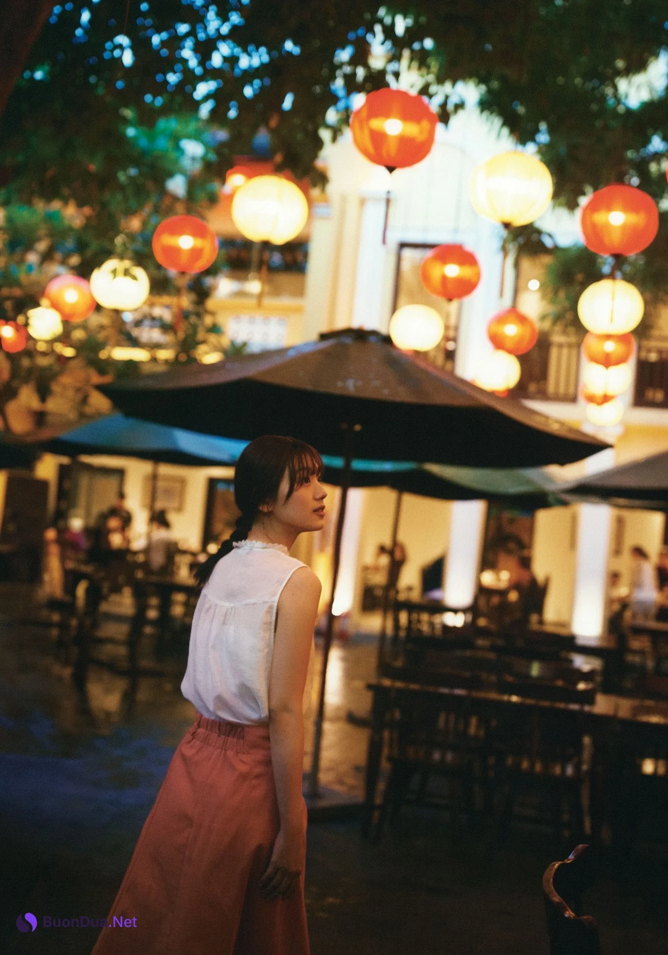 Mirei Sasaki 佐々木美玲, 1st写真集 「陽射しのパレード」 Set.03 - Photo 3