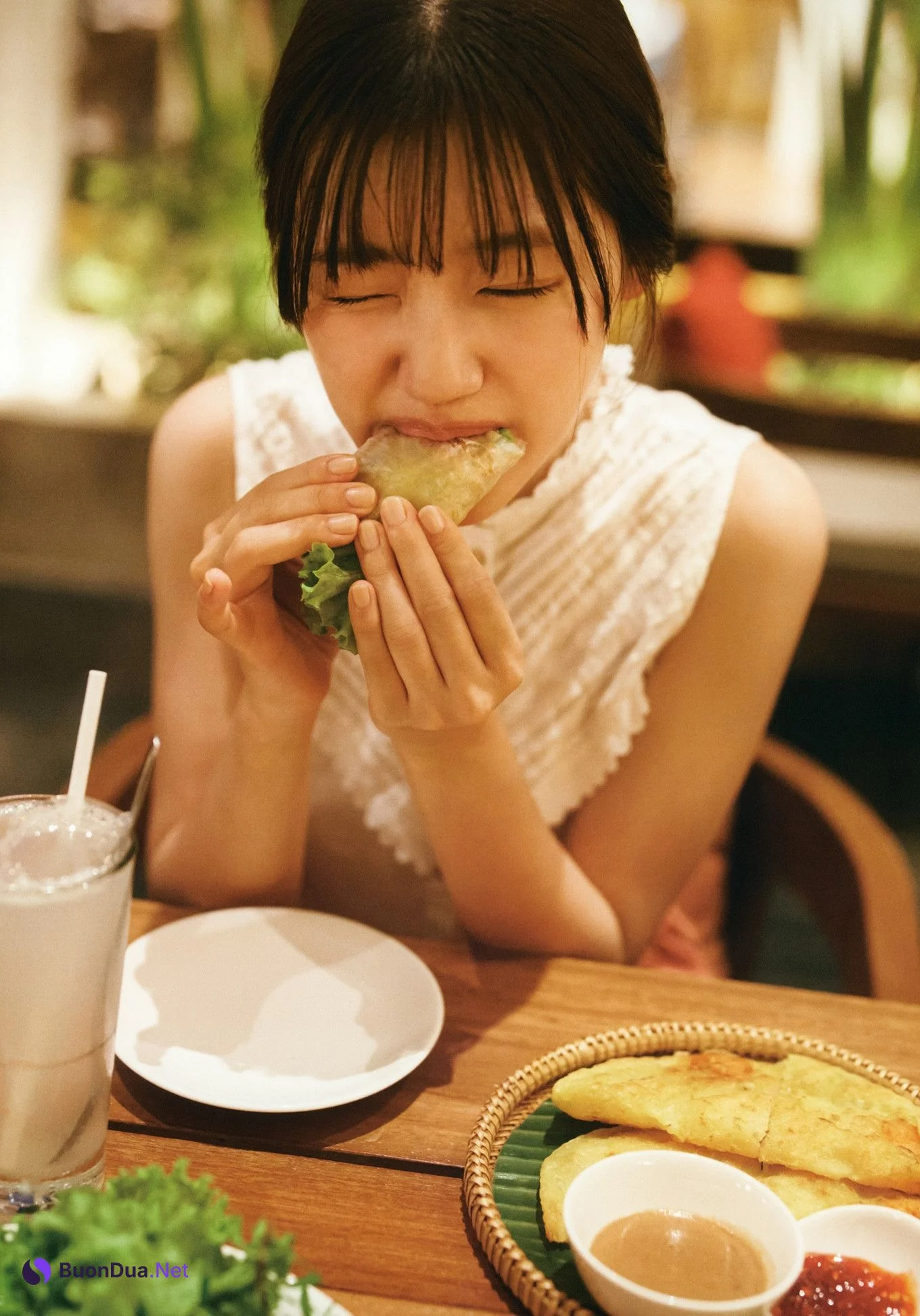 Mirei Sasaki 佐々木美玲, 1st写真集 「陽射しのパレード」 Set.03 - Photo 5