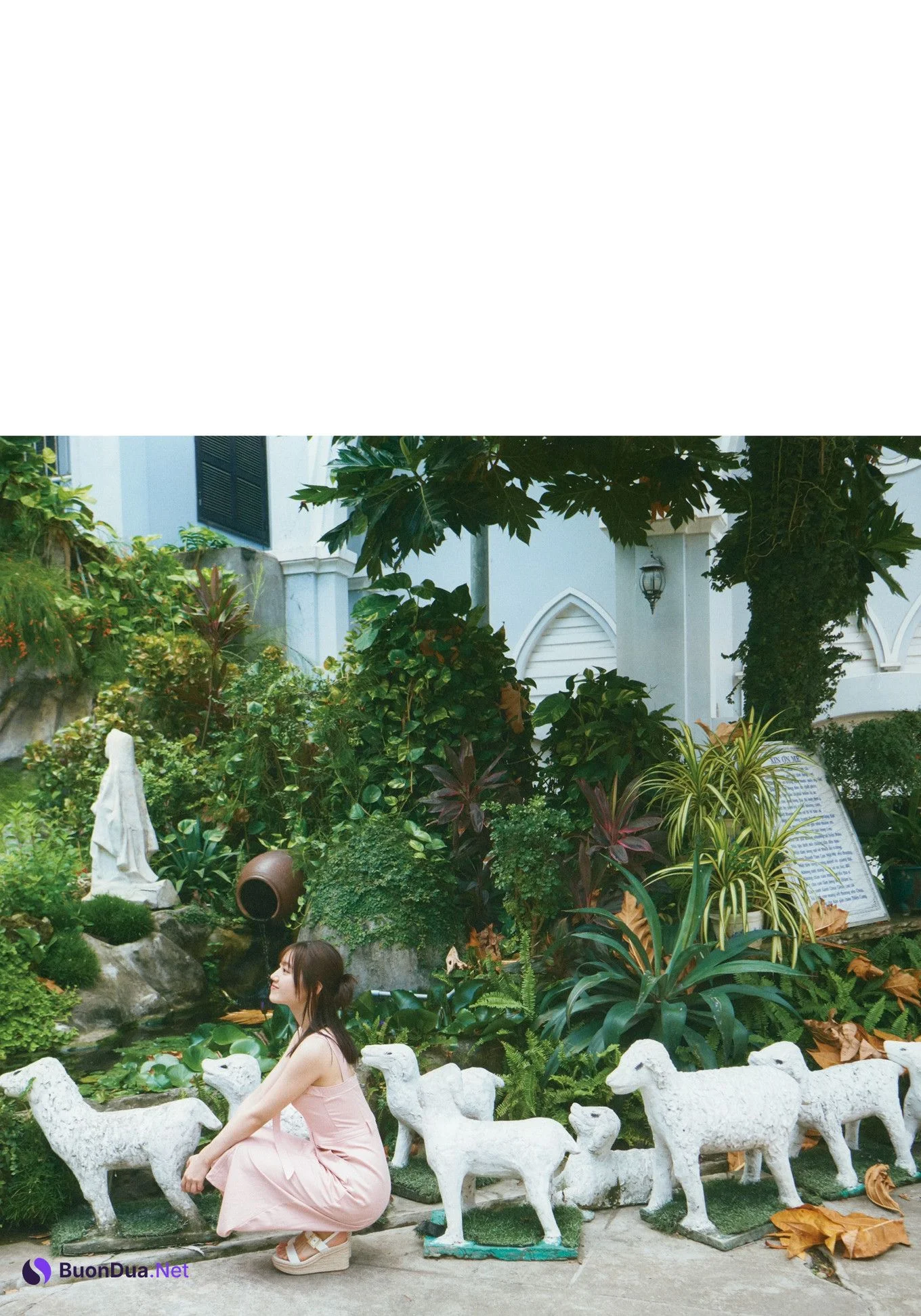 Mirei Sasaki 佐々木美玲, 1st写真集 「陽射しのパレード」 Set.04 - Photo 4