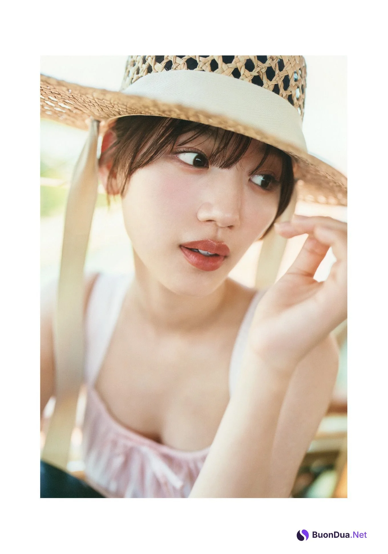Mirei Sasaki 佐々木美玲, 1st写真集 「陽射しのパレード」 Set.05 - Photo 10