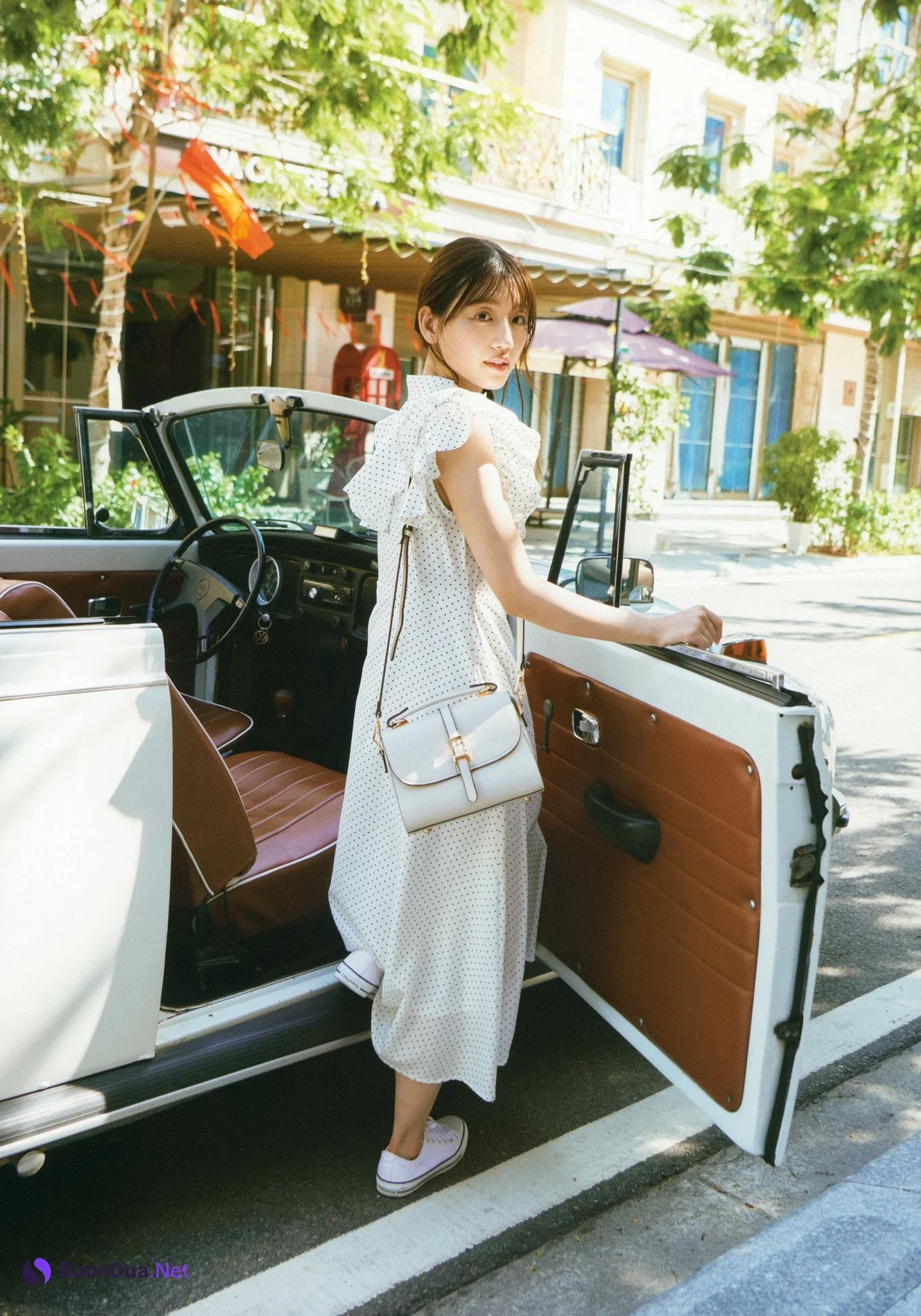 Mirei Sasaki 佐々木美玲, 1st写真集 「陽射しのパレード」 Set.05 - Photo 19