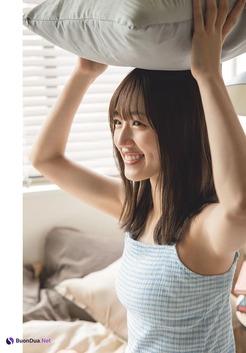 Mirei Sasaki 佐々木美玲, Shonen Sunday 2022 No.49 (週刊少年サンデー 2022年49号) - Photo 7