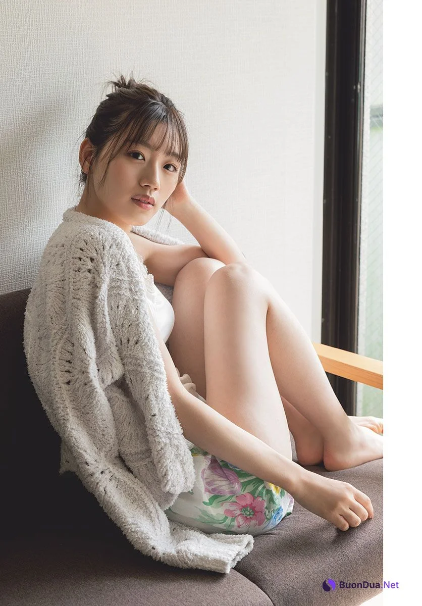 Mirei Sasaki 佐々木美玲, Shonen Sunday 2022 No.49 (週刊少年サンデー 2022年49号) - Photo 8