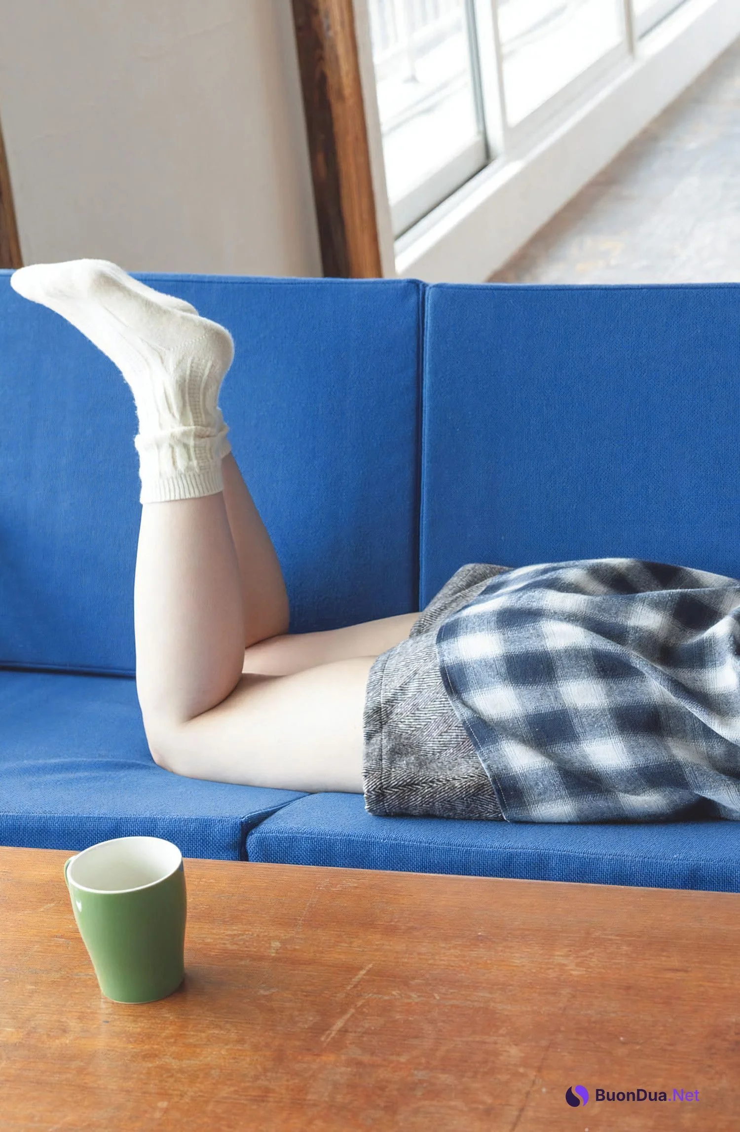 Mirei Sasaki 佐々木美玲, Shonen Sunday 2023 No.49 (週刊少年サンデー 2023年49号) - Photo 11