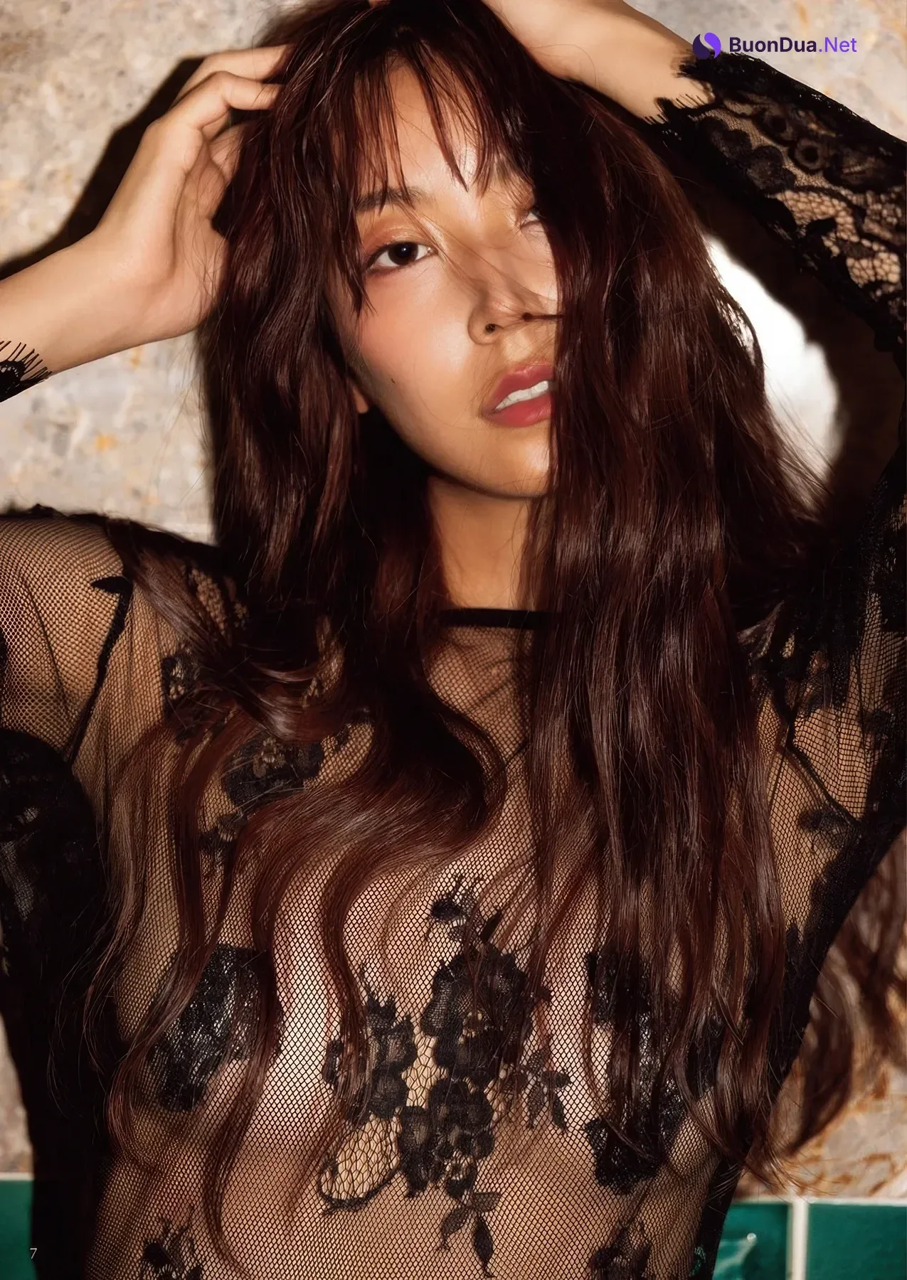 Miru Shiroma 白間美瑠, Young Champion 2025 No.23 (ヤングチャンピオン 2025年23号) - รูปภาพ 6