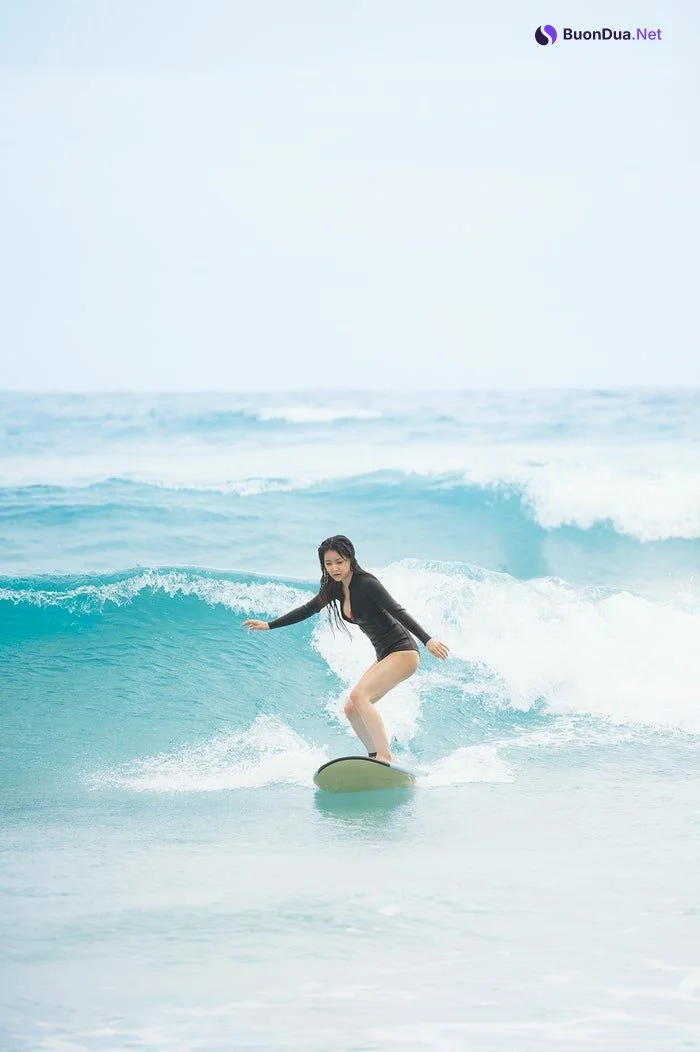 Miru Shiroma 白間美瑠, Young Jump 2019 No.29 (ヤングジャンプ 2019年29号) - Photo 9
