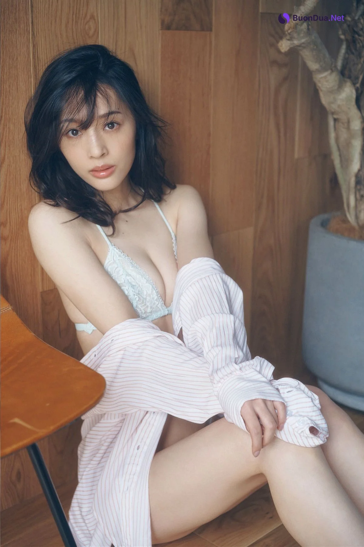 Misaki Jimbu 神部美咲, FLASHデジタル写真集 『ここだけの話 vol.1』 Set.01 - Photo 15