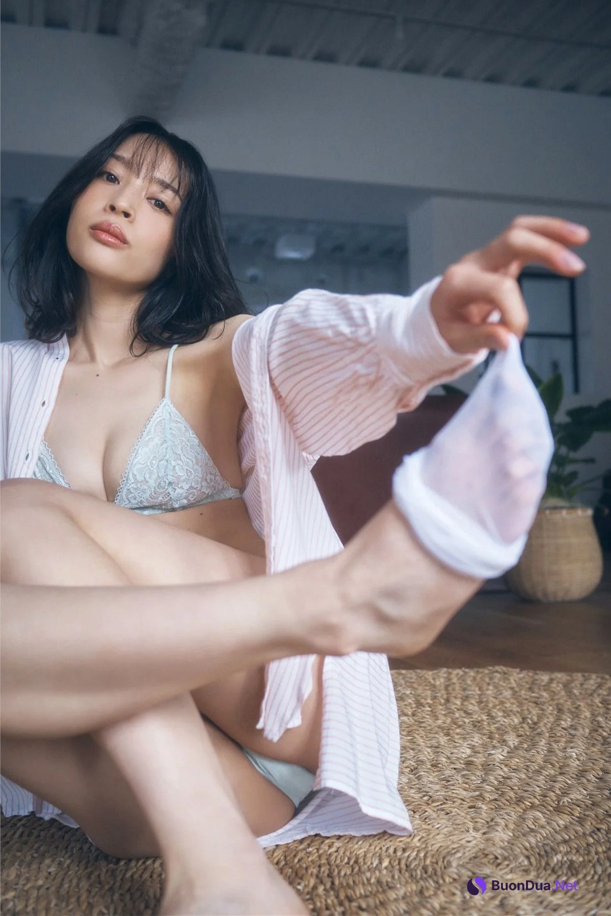 Misaki Jimbu 神部美咲, FLASHデジタル写真集 『ここだけの話 vol.1』 Set.01 - Photo 8