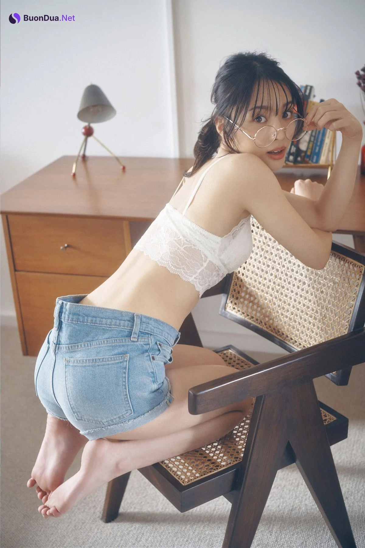 Misaki Jimbu 神部美咲, FLASHデジタル写真集 『ここだけの話 vol.1』 Set.02 - Photo 4
