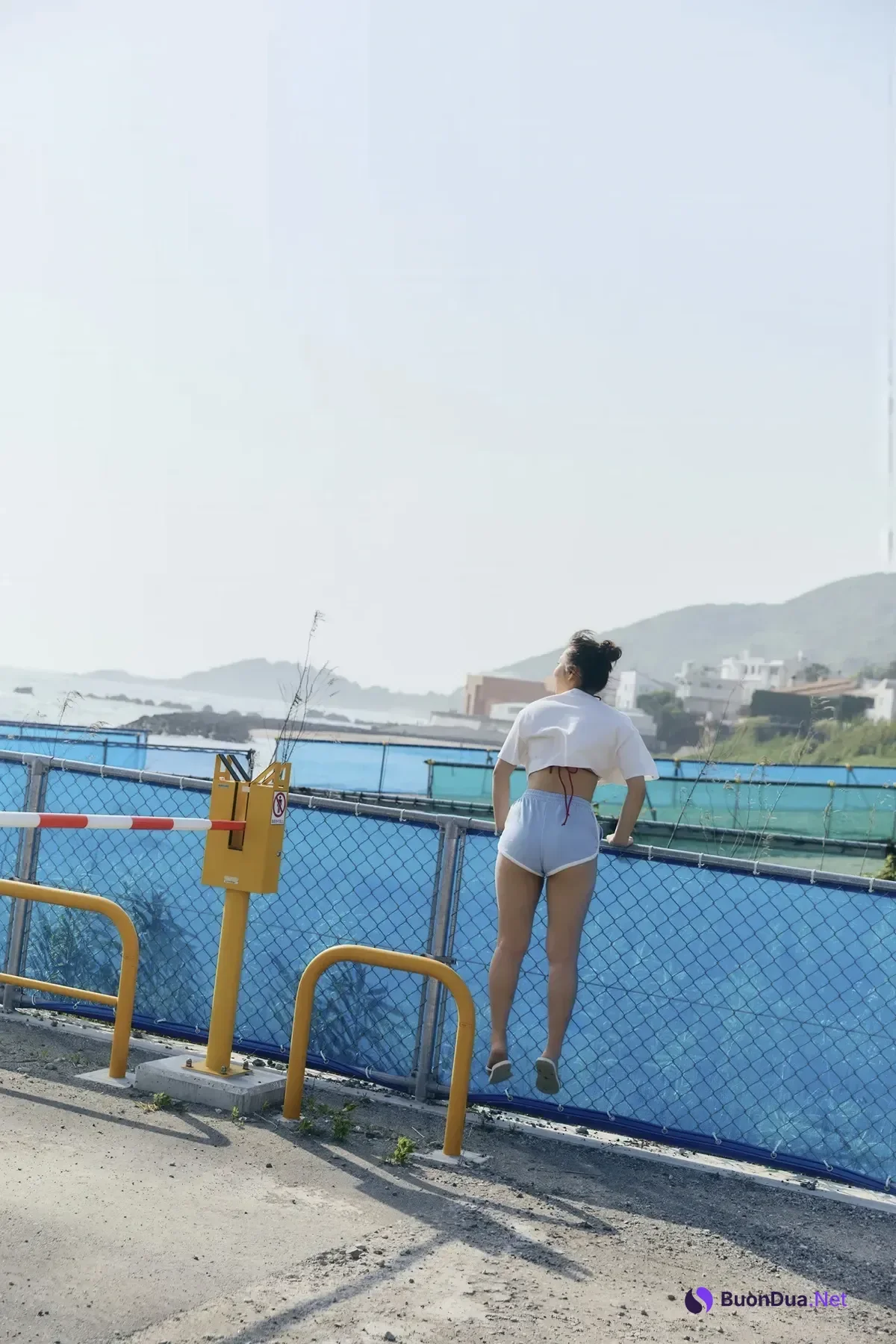 Misaki Sawa 沢美沙樹, FRIDAY Monthly Girl.050 完全未発表100カット Set.01 - Photo 8