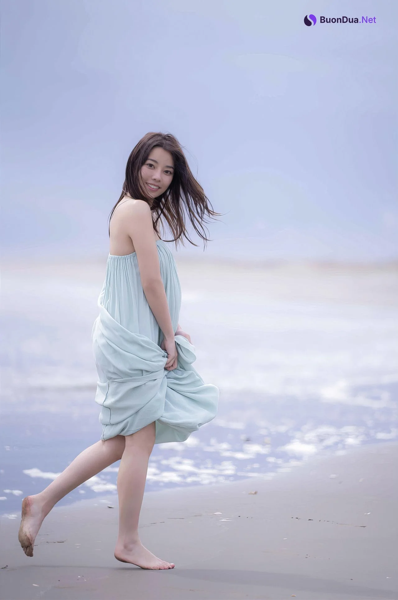 Misaki Yahata 八幡美咲, FRIDAYデジタル写真集 「地方局No.1アナウンサー 美しく、咲く」 Set.01 - Photo 11