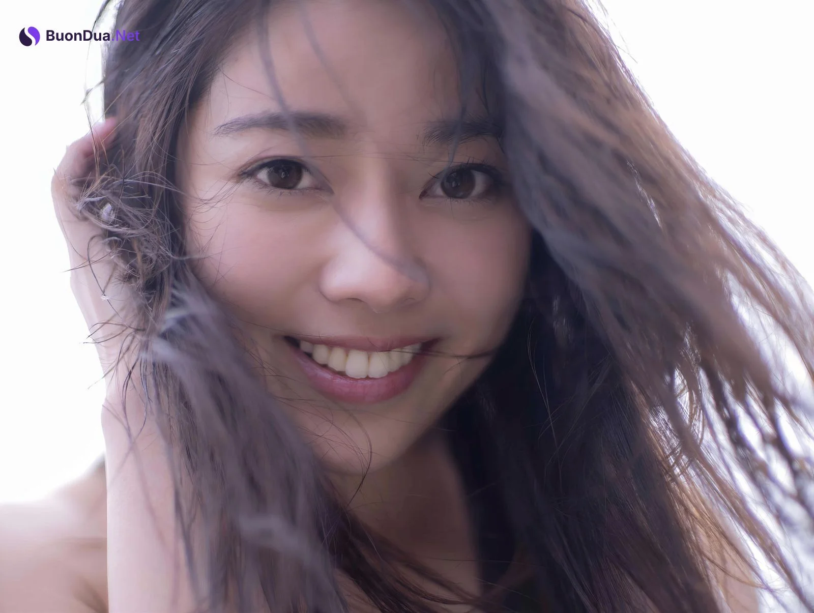 Misaki Yahata 八幡美咲, FRIDAYデジタル写真集 「地方局No.1アナウンサー 美しく、咲く」 Set.01 - Photo 15