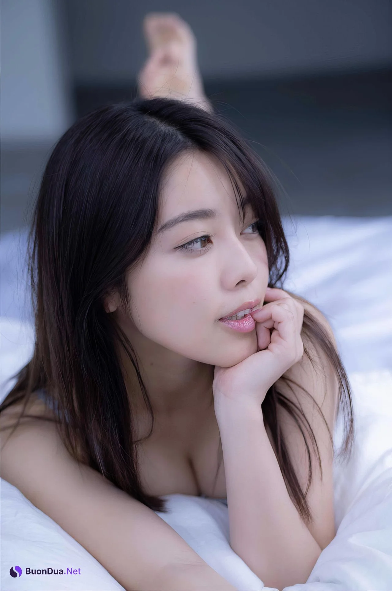 Misaki Yahata 八幡美咲, FRIDAYデジタル写真集 「地方局No.1アナウンサー 美しく、咲く」 Set.02 - Photo 12