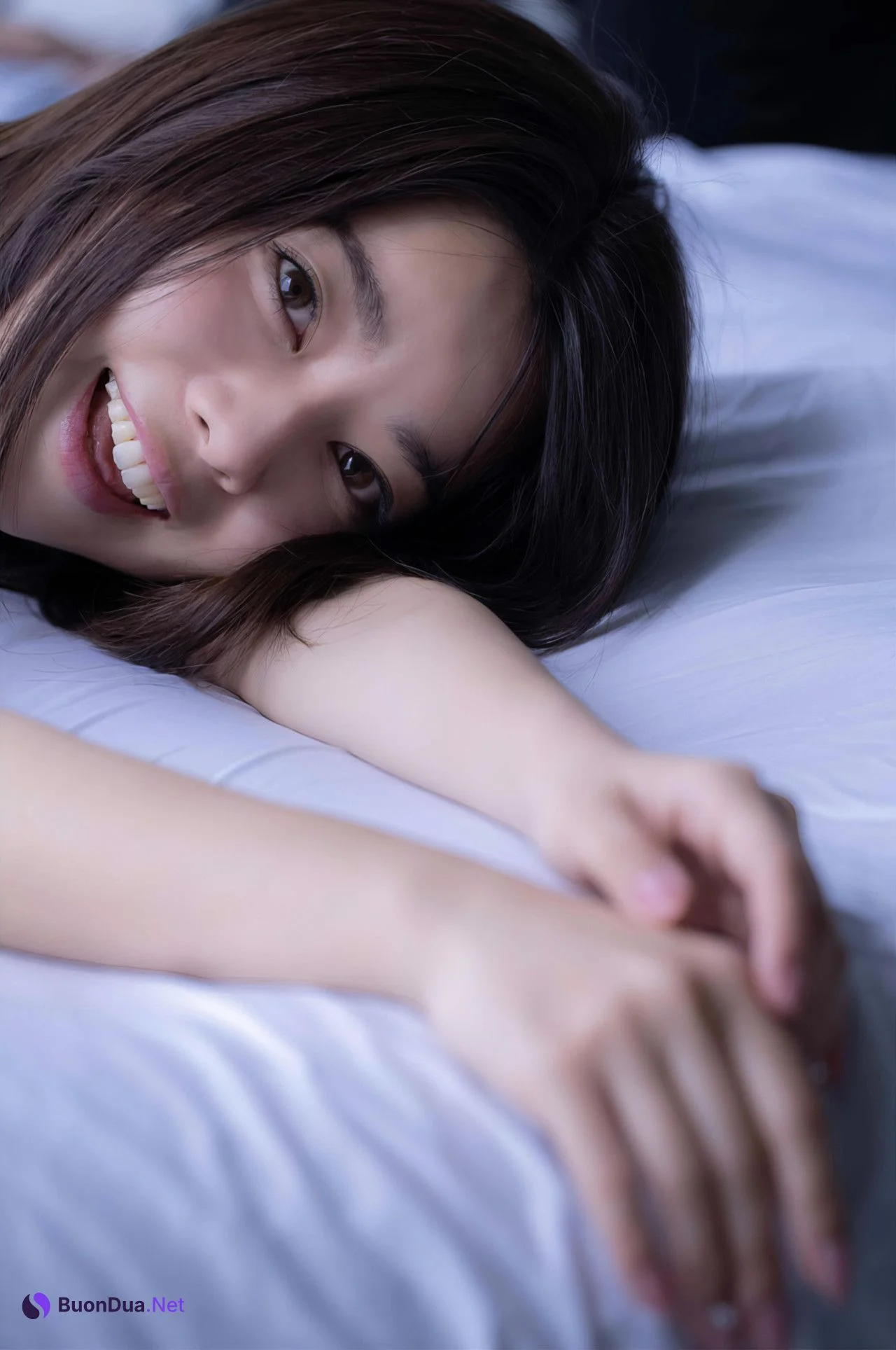 Misaki Yahata 八幡美咲, FRIDAYデジタル写真集 「地方局No.1アナウンサー 美しく、咲く」 Set.02 - Photo 13